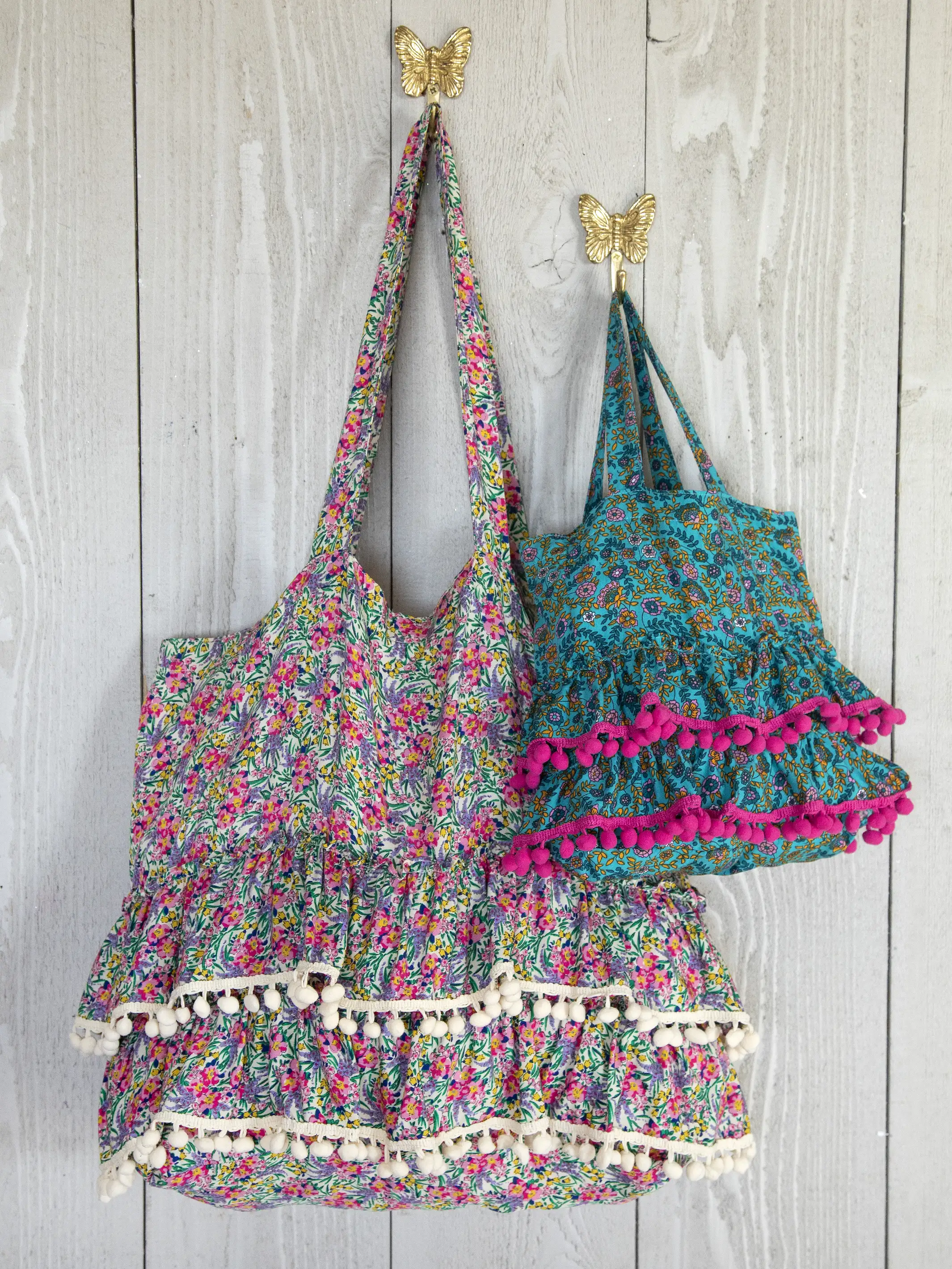 Mini Ruffle Tote - Turquoise Ditsy Vines