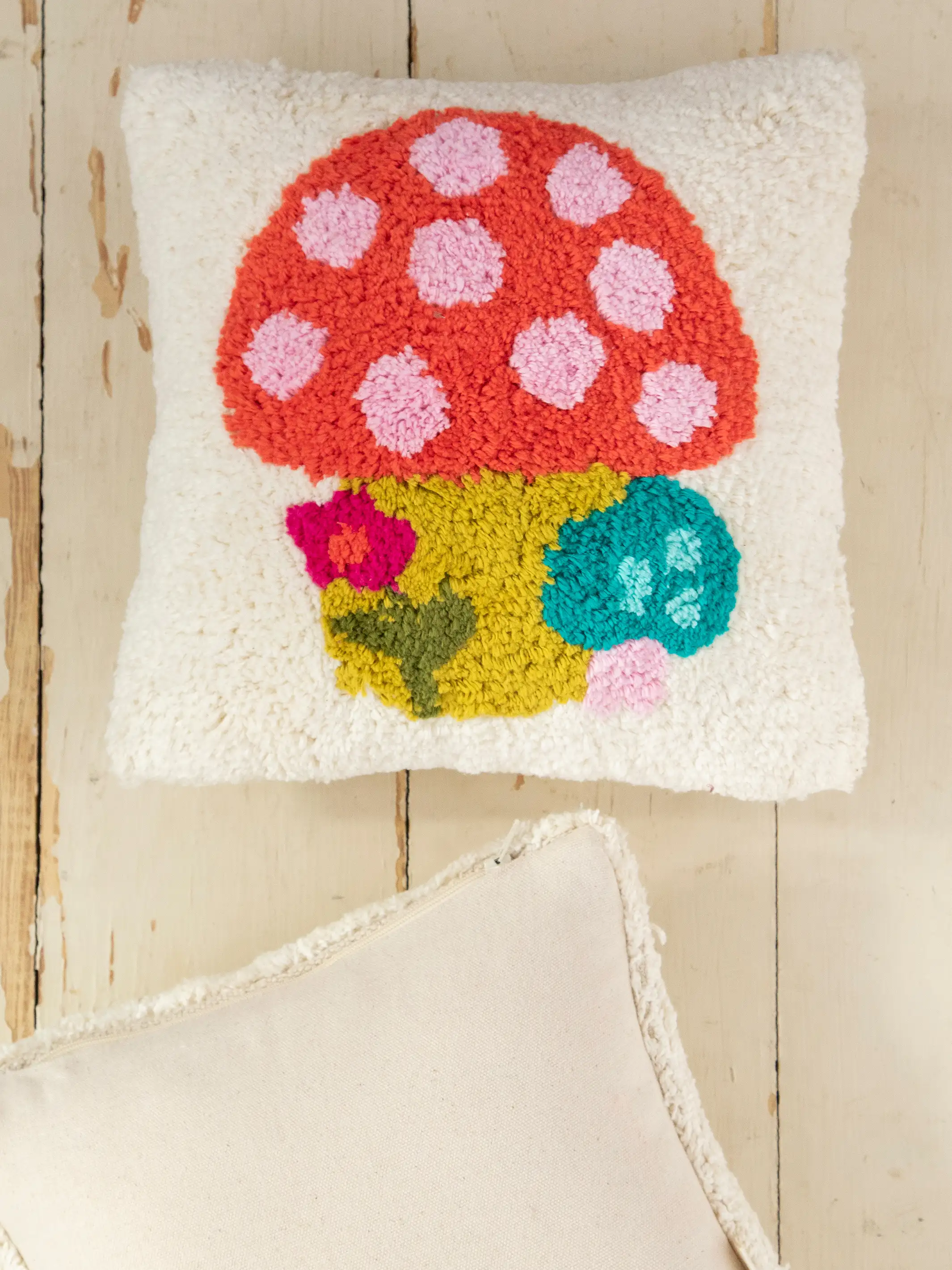 Tufted Pillow - Cream Mushroom