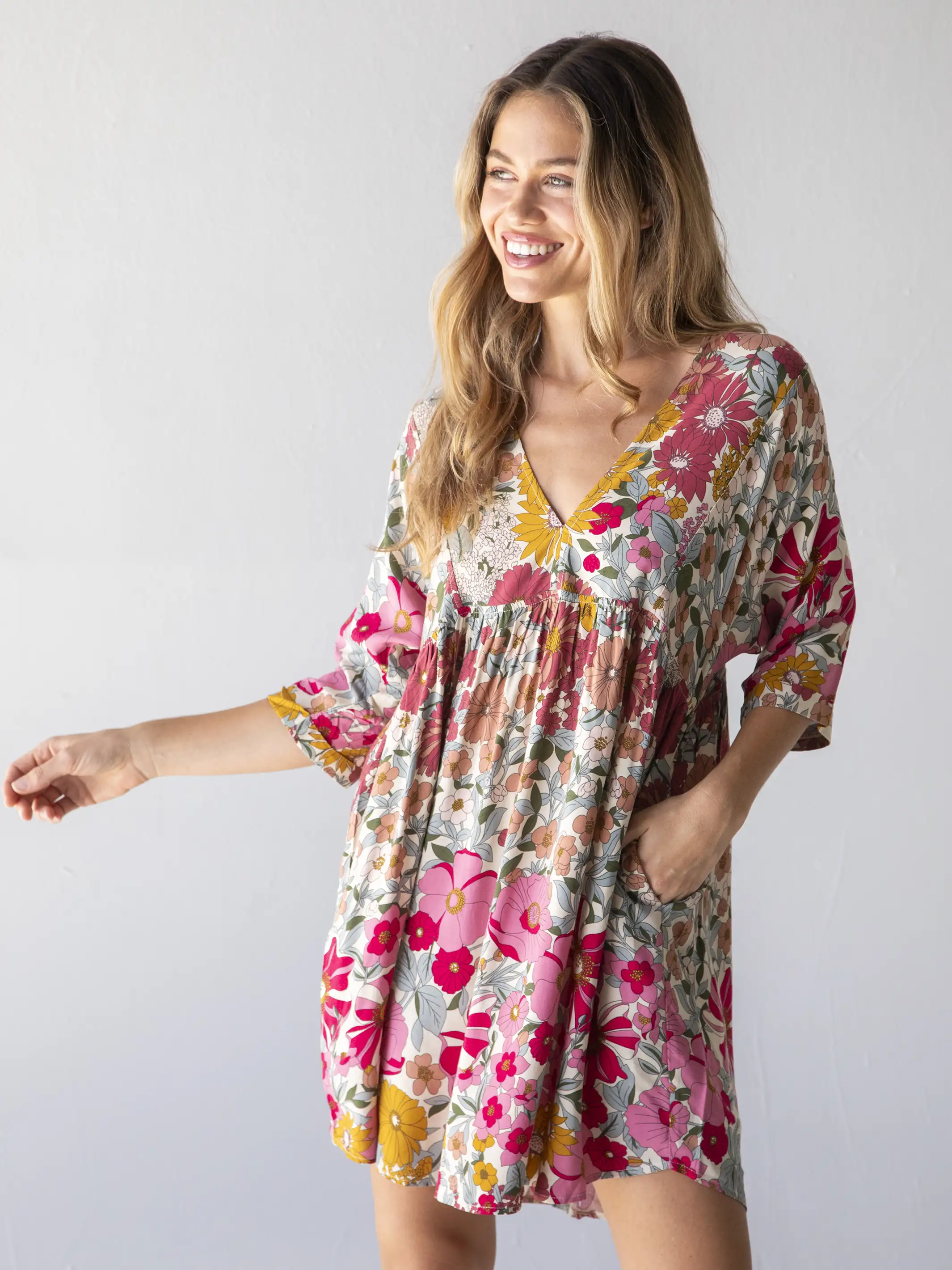 Stella V-Neck Dress - Pink Vintage Floral