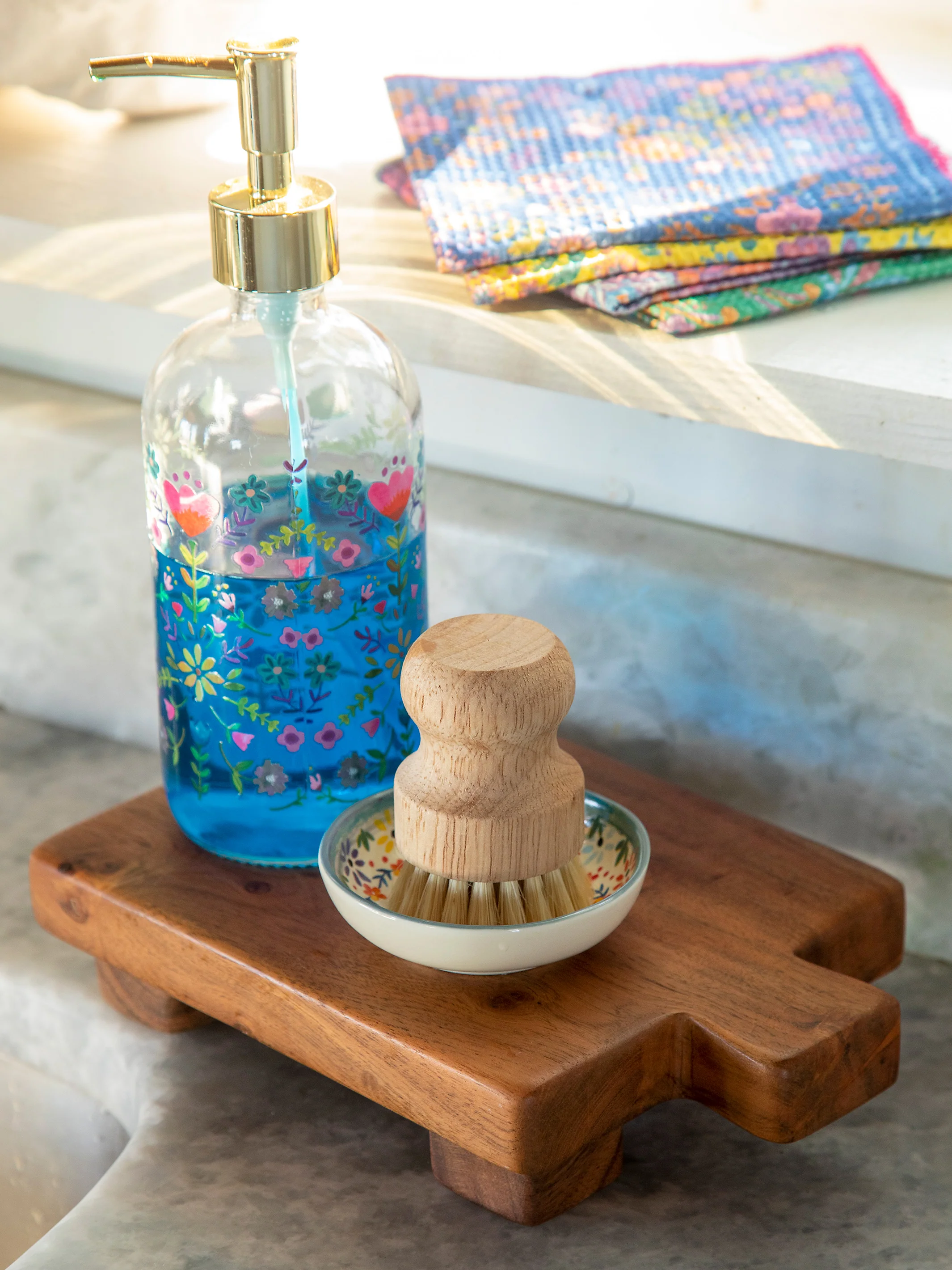 Scrub Brush & Dish