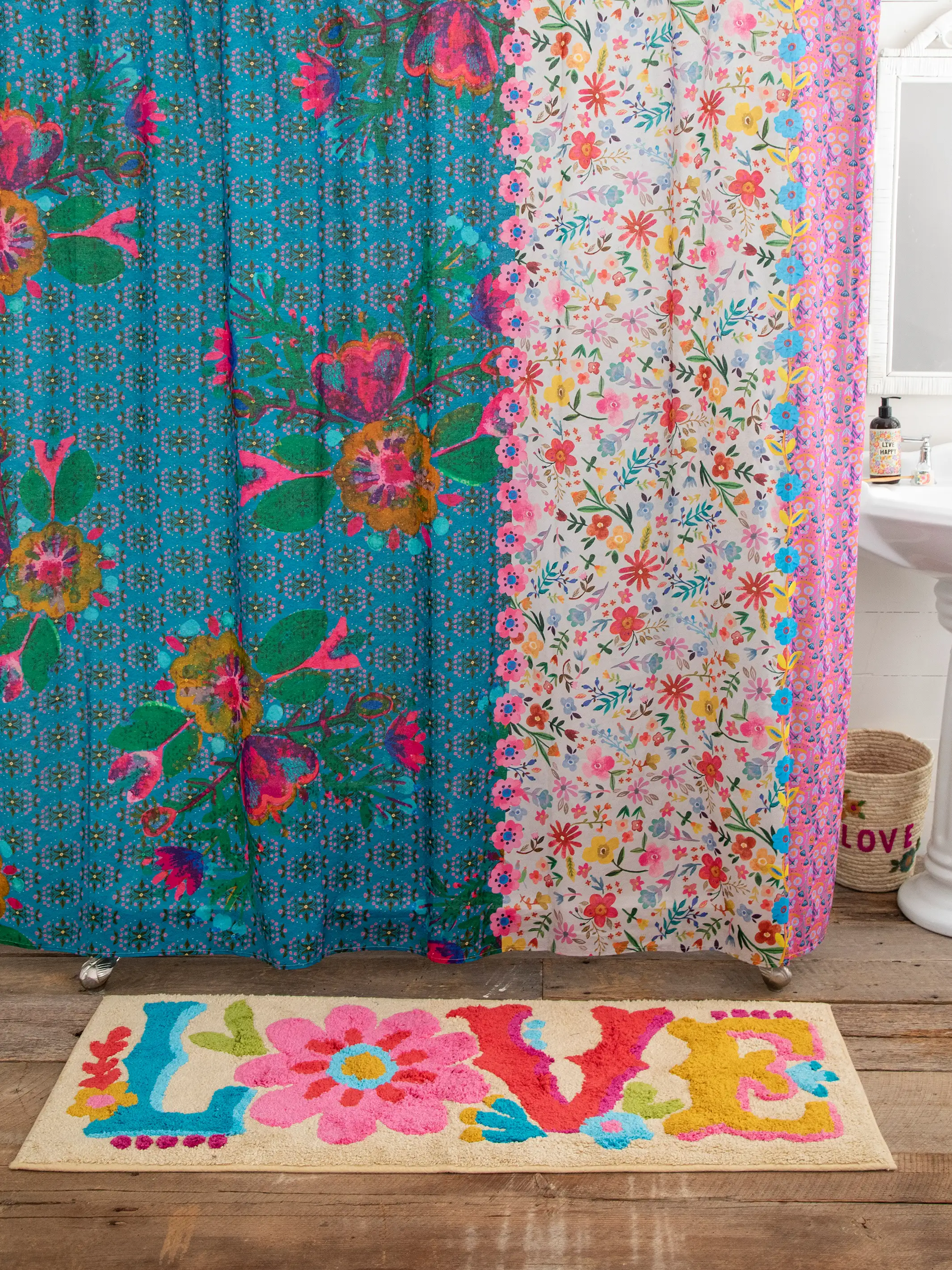 Tufted Runner Bath Mat - Love
