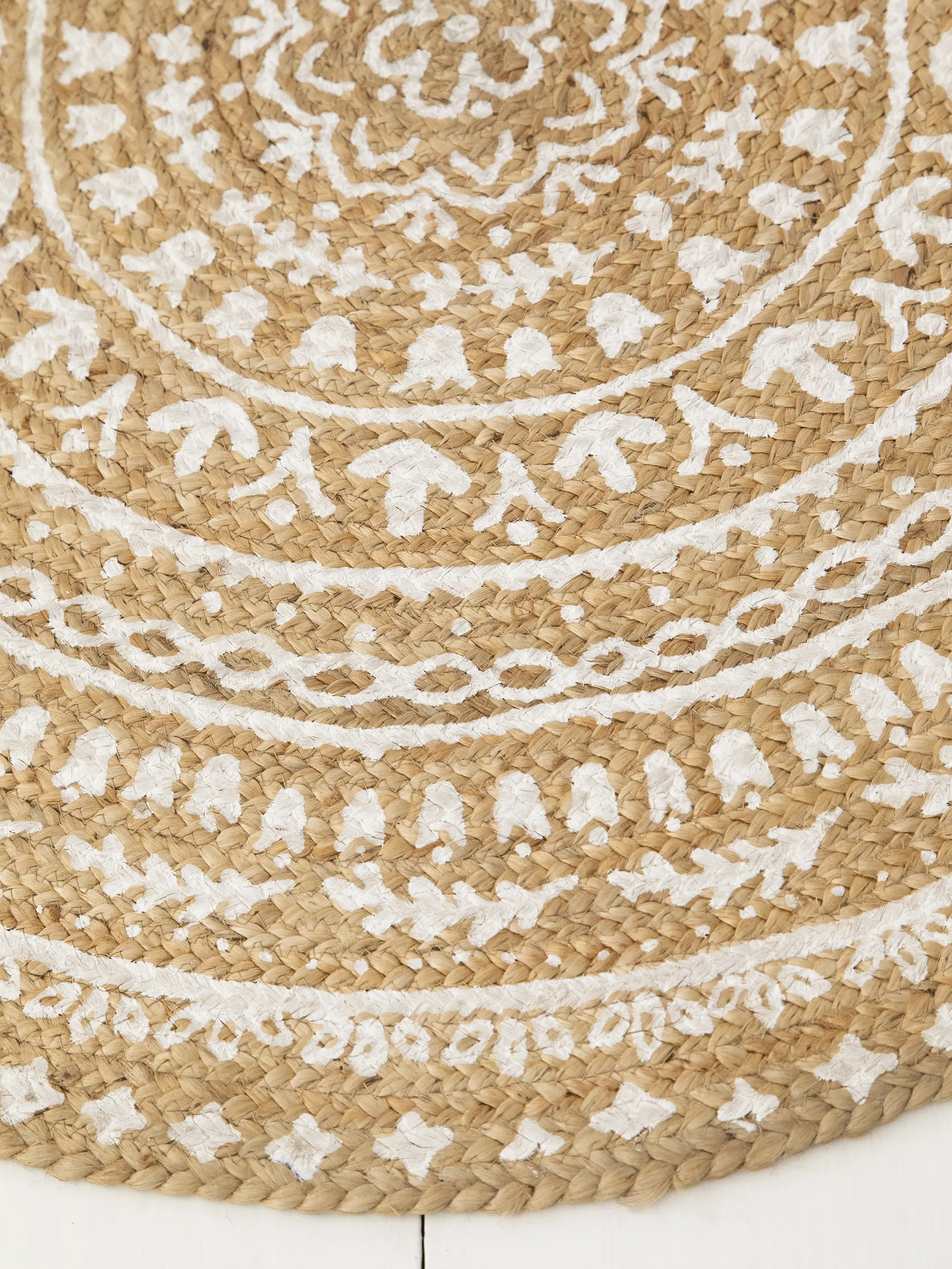 Jute Accent Rug - Round