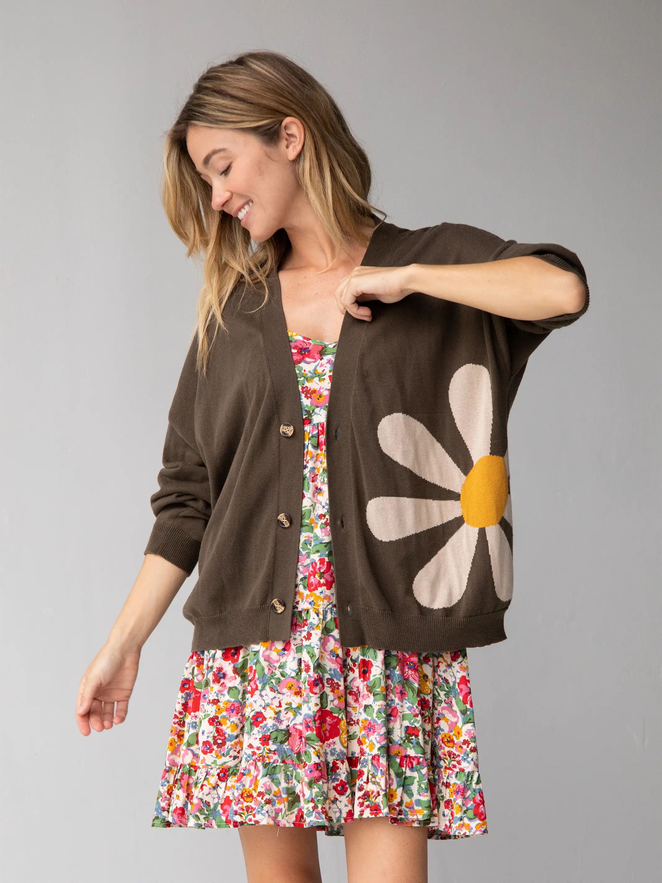 Live Happy Cardigan Sweater - Olive Daisy