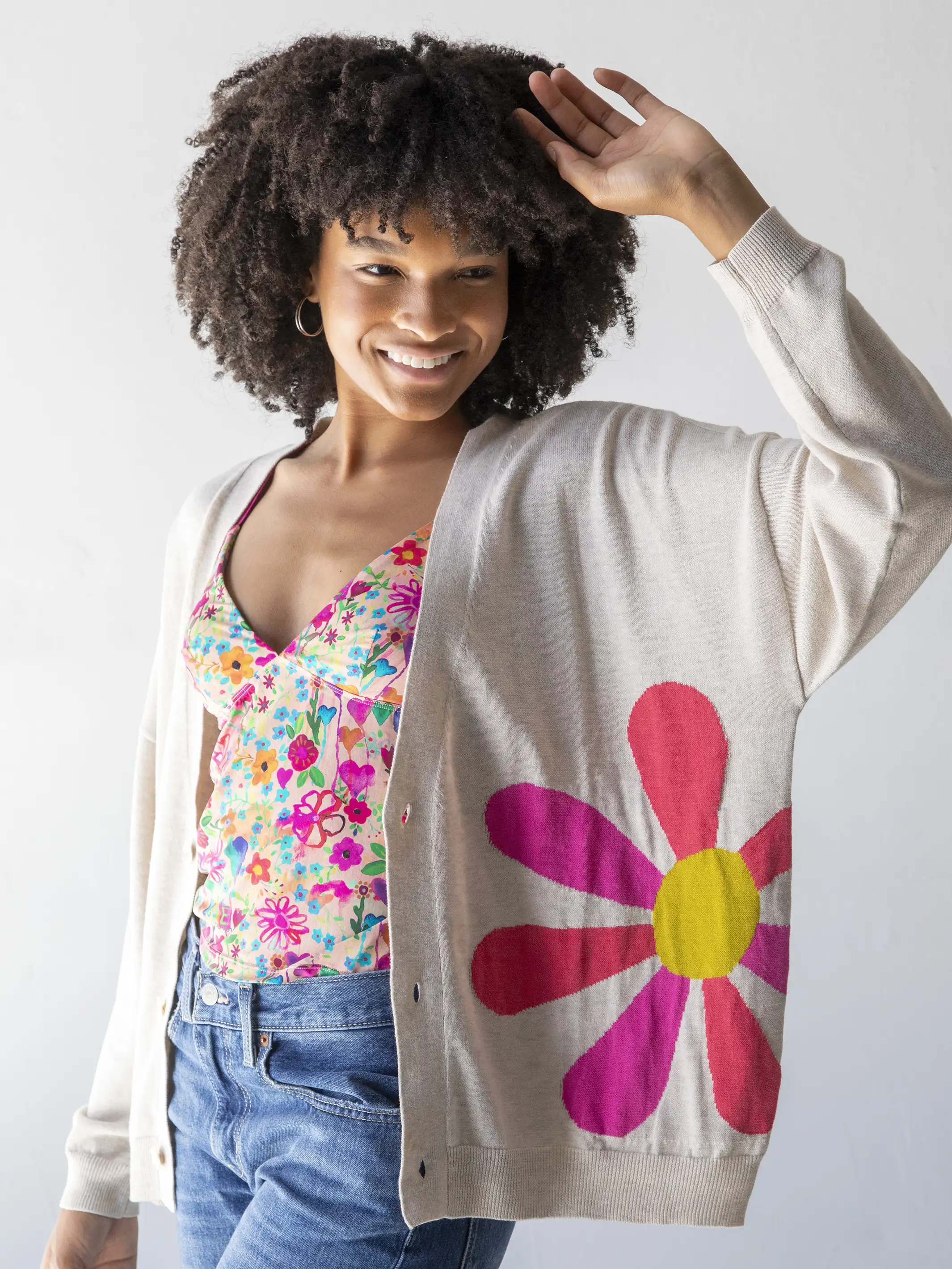 Live Happy Cardigan Sweater - Cream Daisy