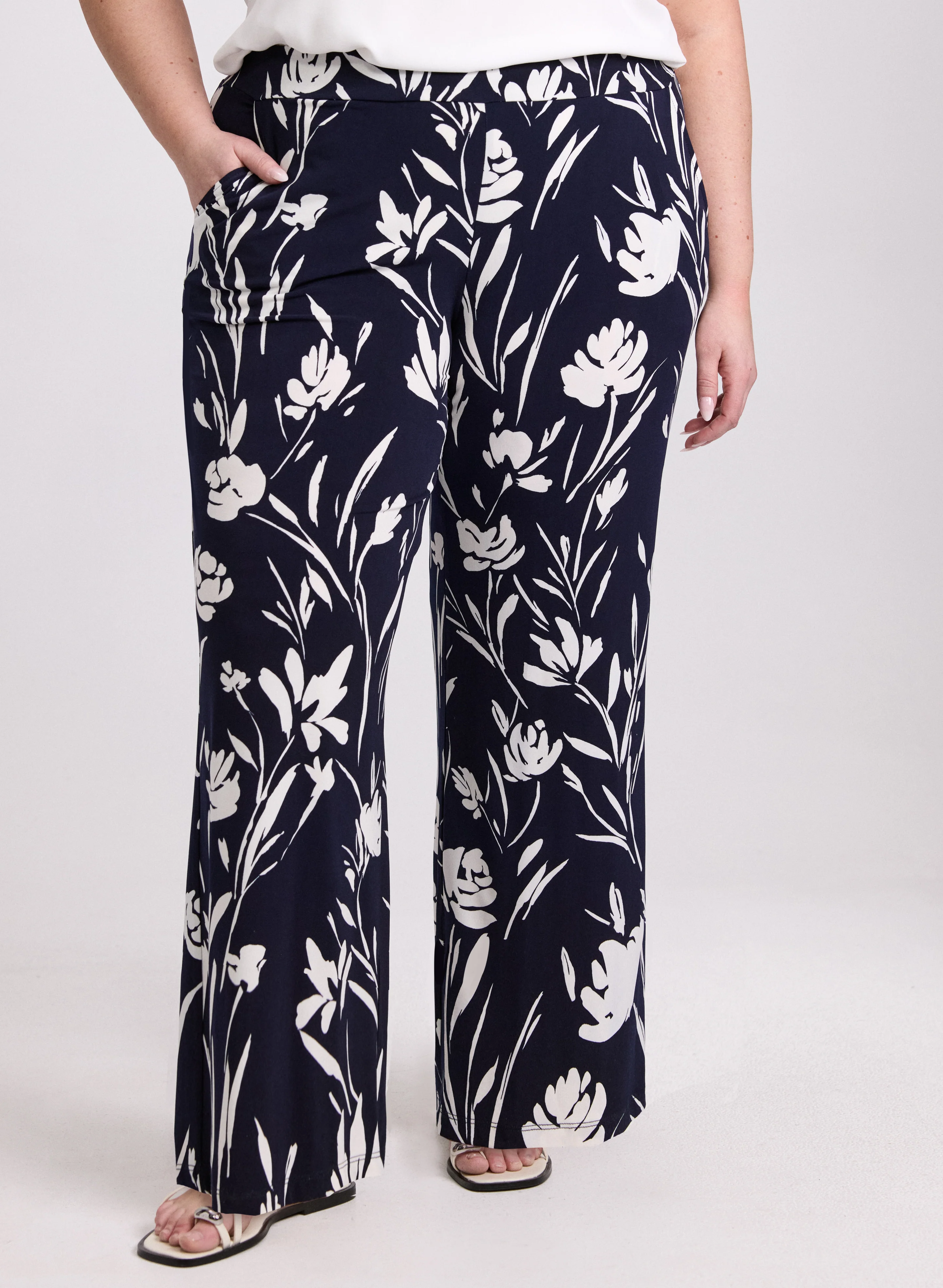 Wide-Leg Floral Print Pants