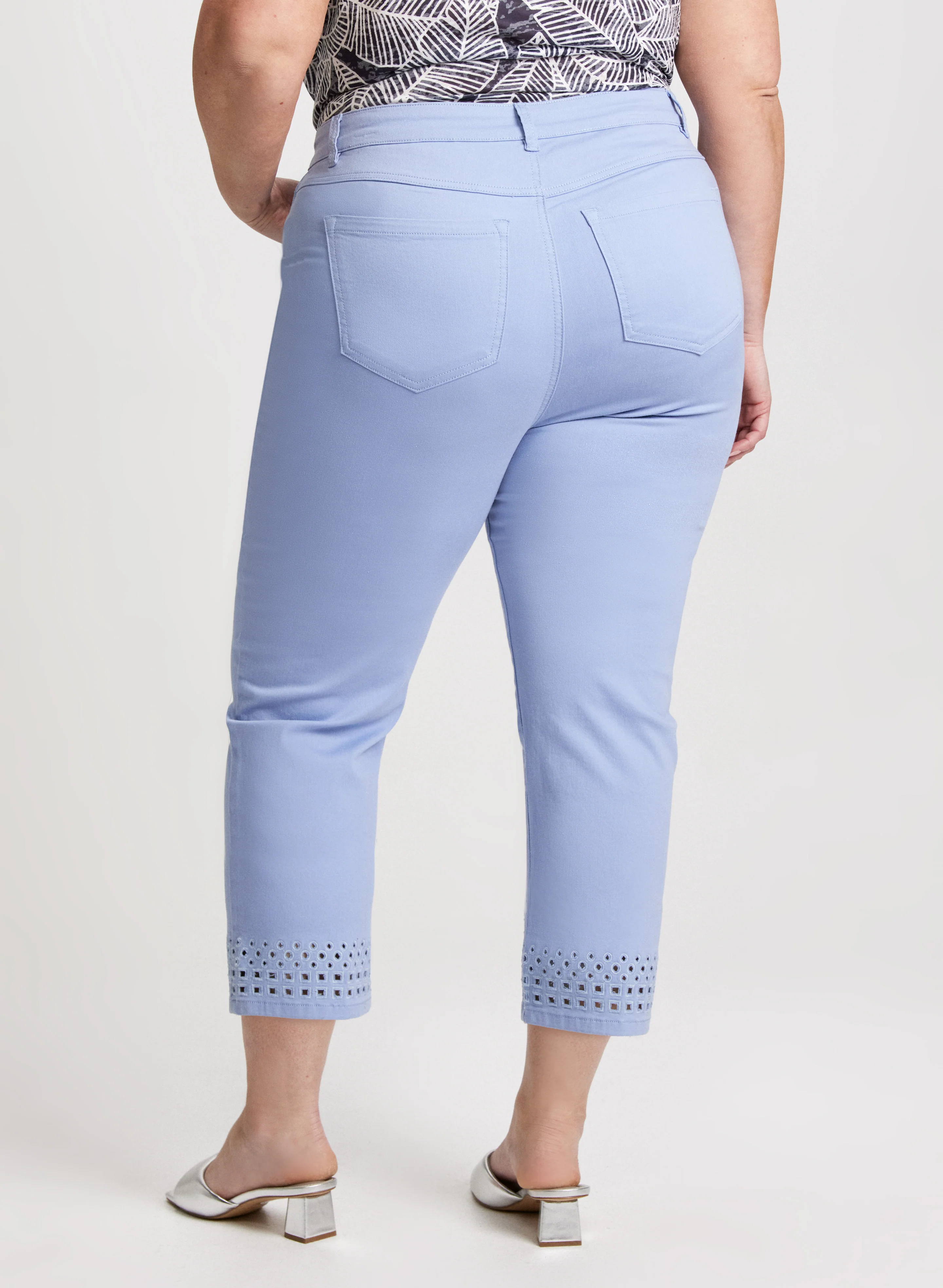 Straight Leg Denim Capris