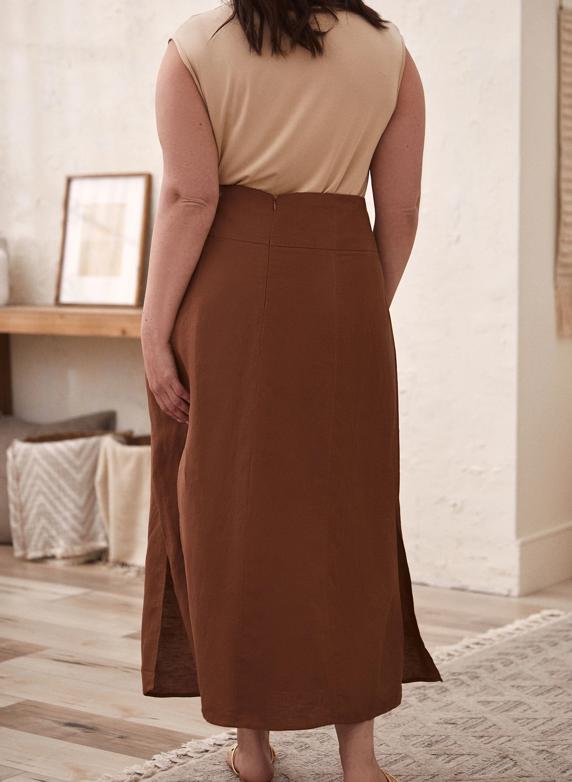 Button Detail Linen-Blend Skirt