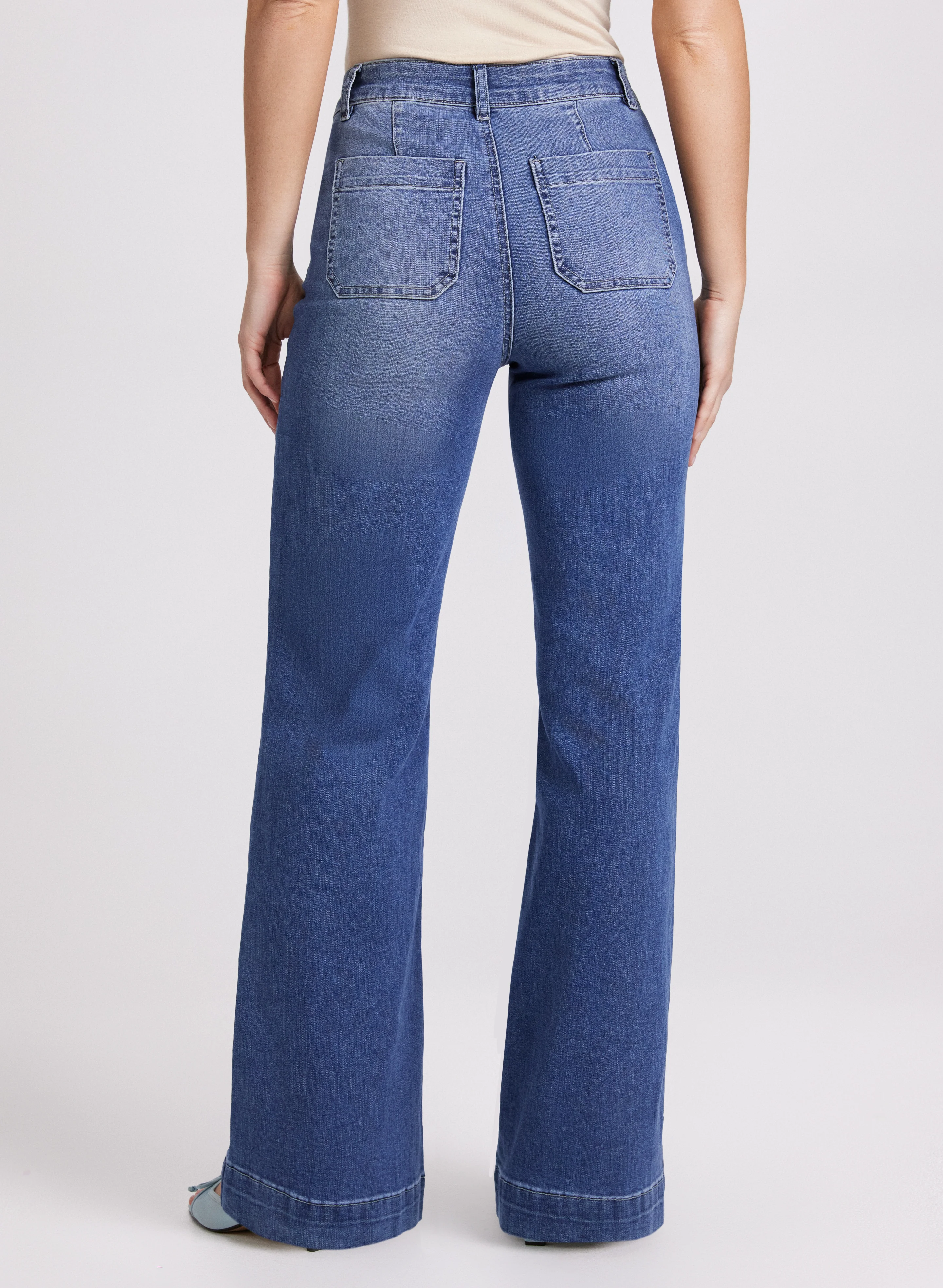 Patch Pocket Wide-Leg Jeans