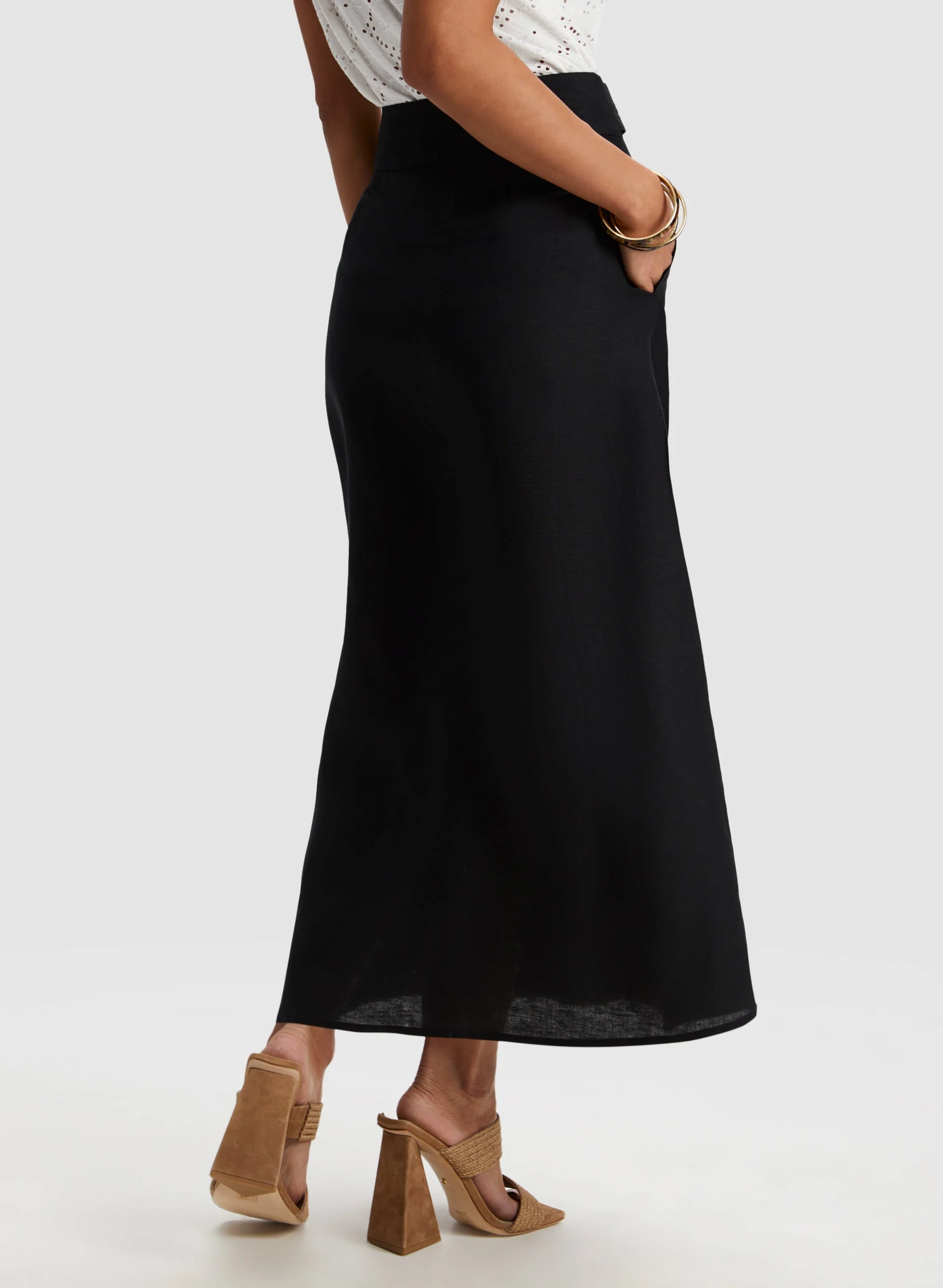 Button Detail Linen Maxi Skirt
