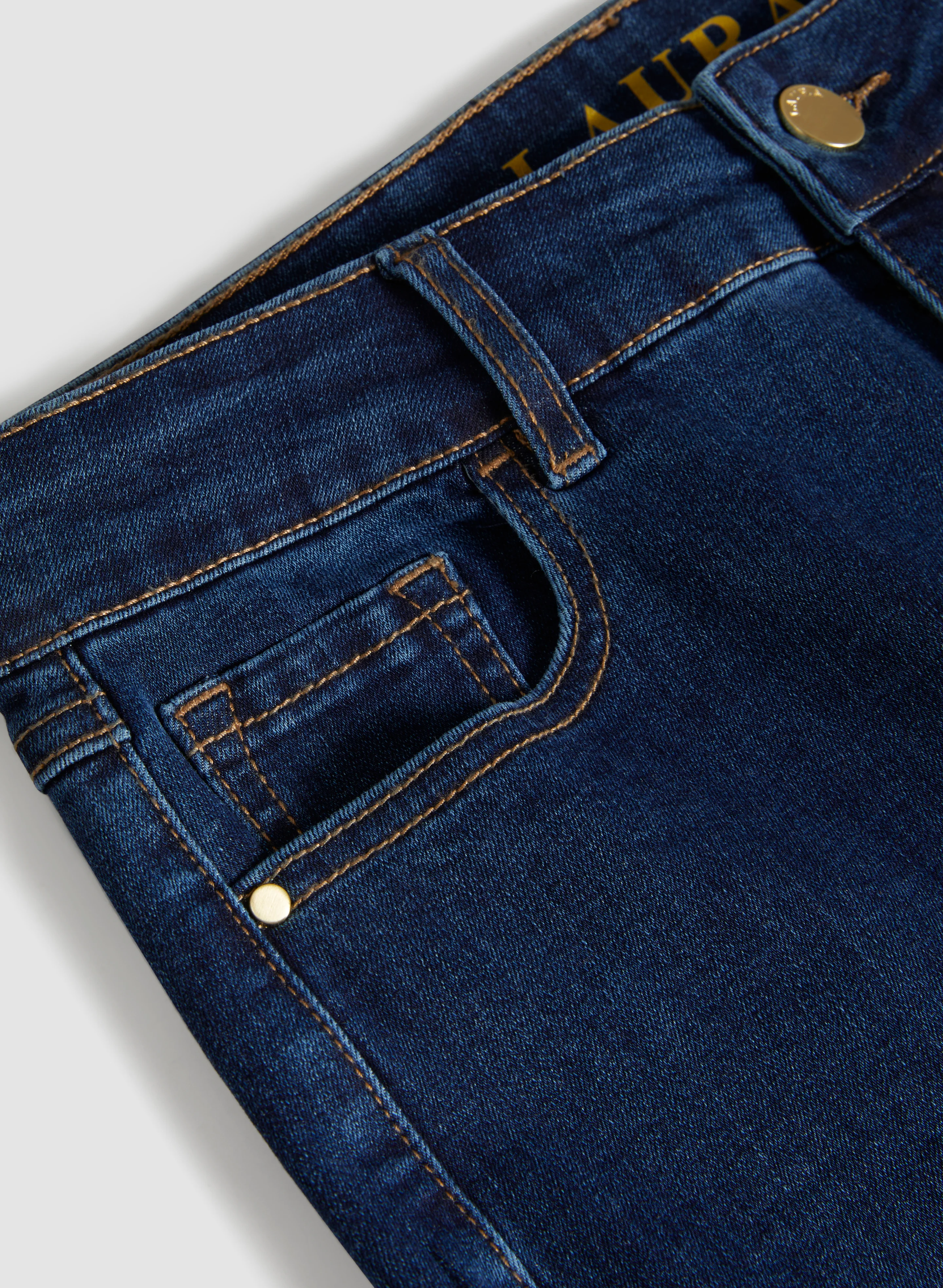 Bootcut Jeans