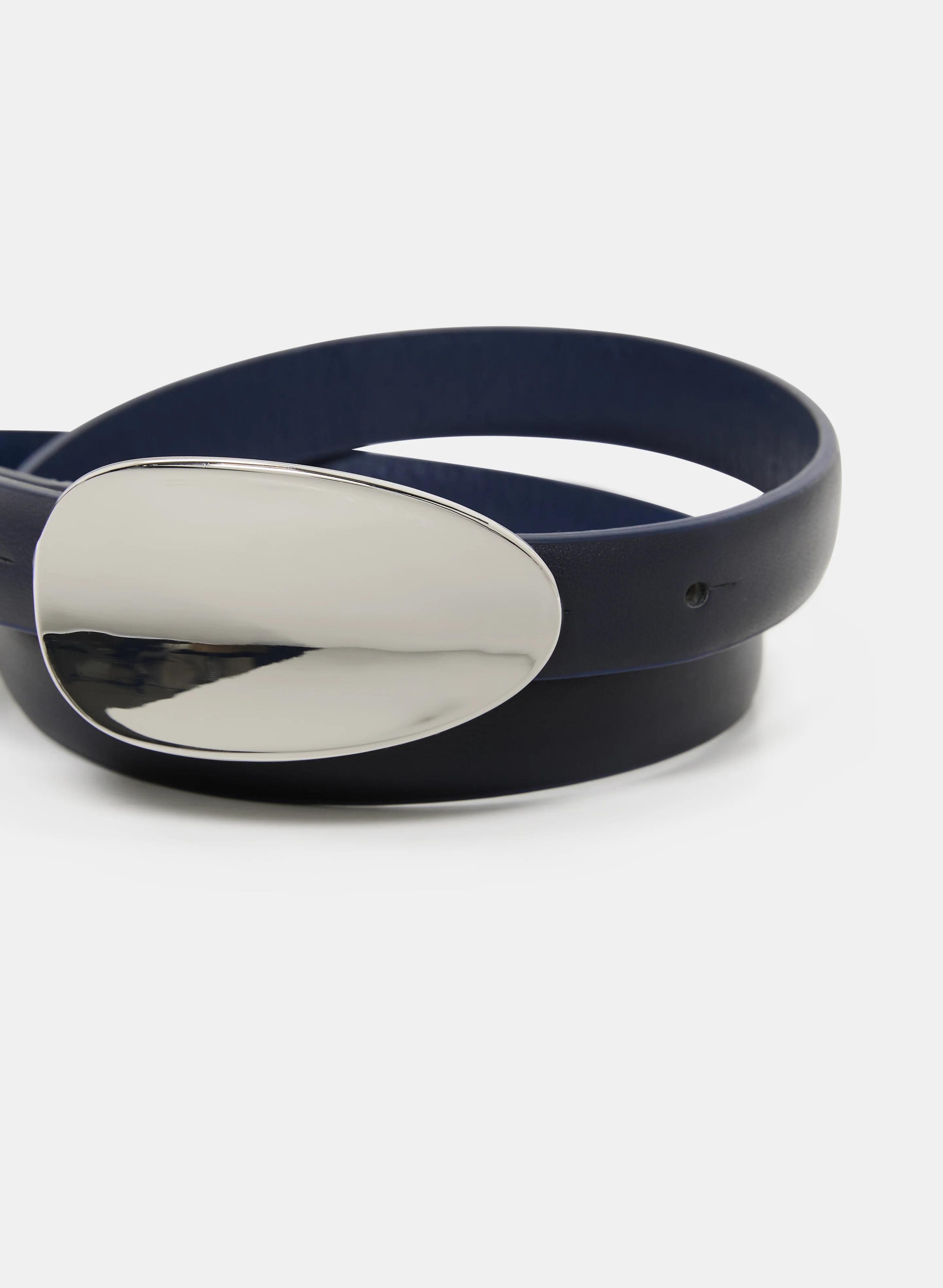 Elongated Buckle Belt