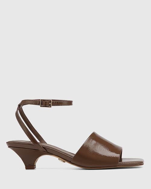 Fleet Rich Brown Crinkle Patent Leather Triangle Heel