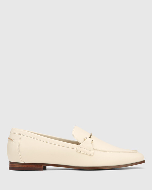 Angeles Vintage Ivory Leather Loafer