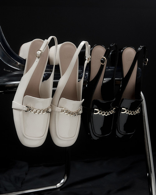 Ives Vintage Ivory Patent Leather Slingback