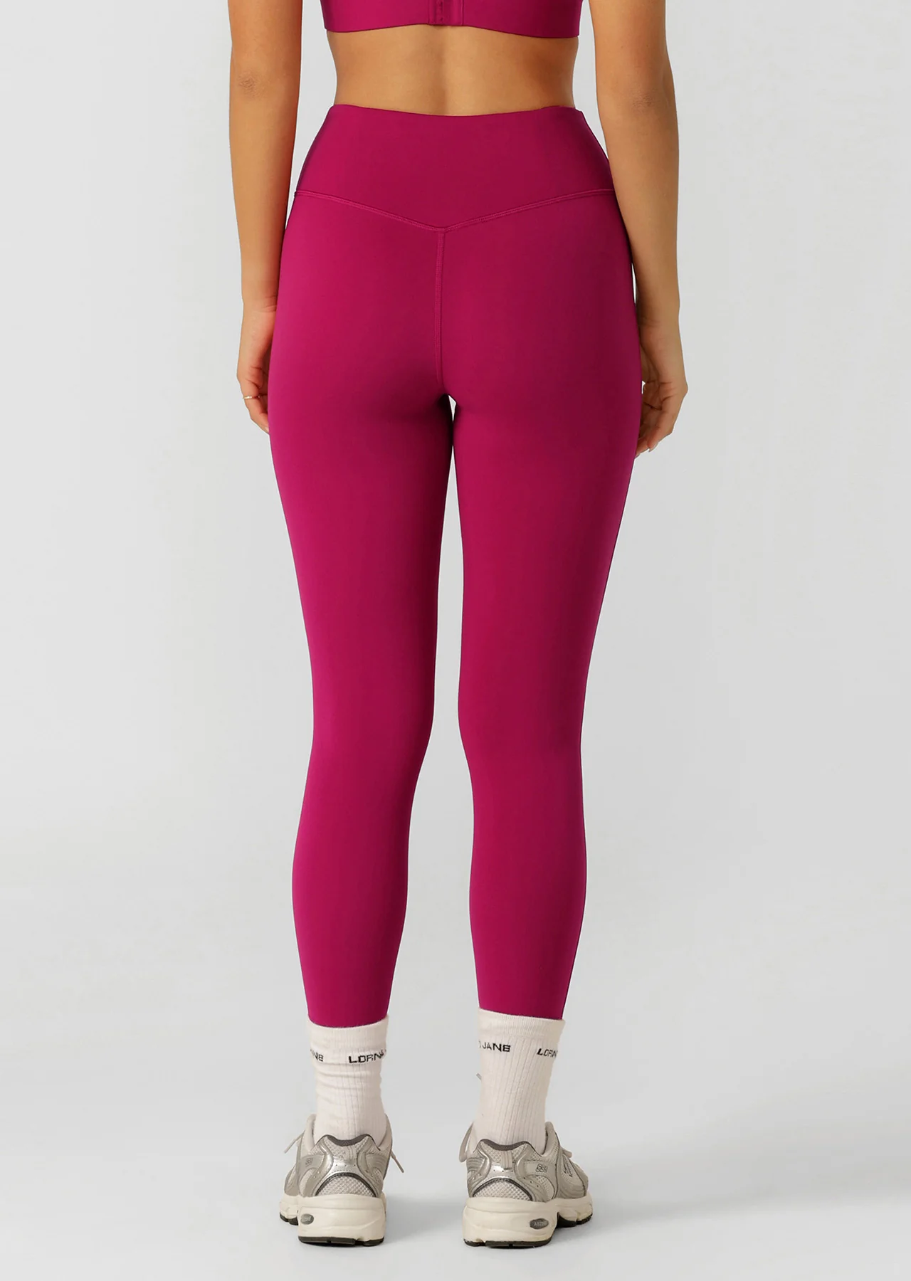 Lotus No Chafe Phone Pocket Ankle Biter Leggings