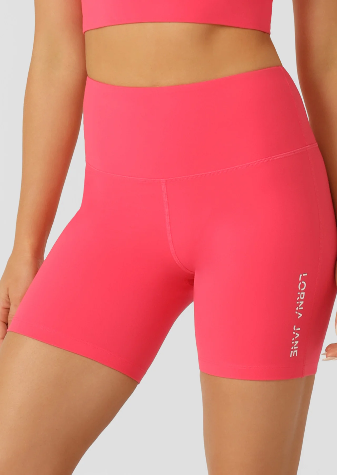 Lotus No Chafe Phone Pocket 16cm Bike Shorts