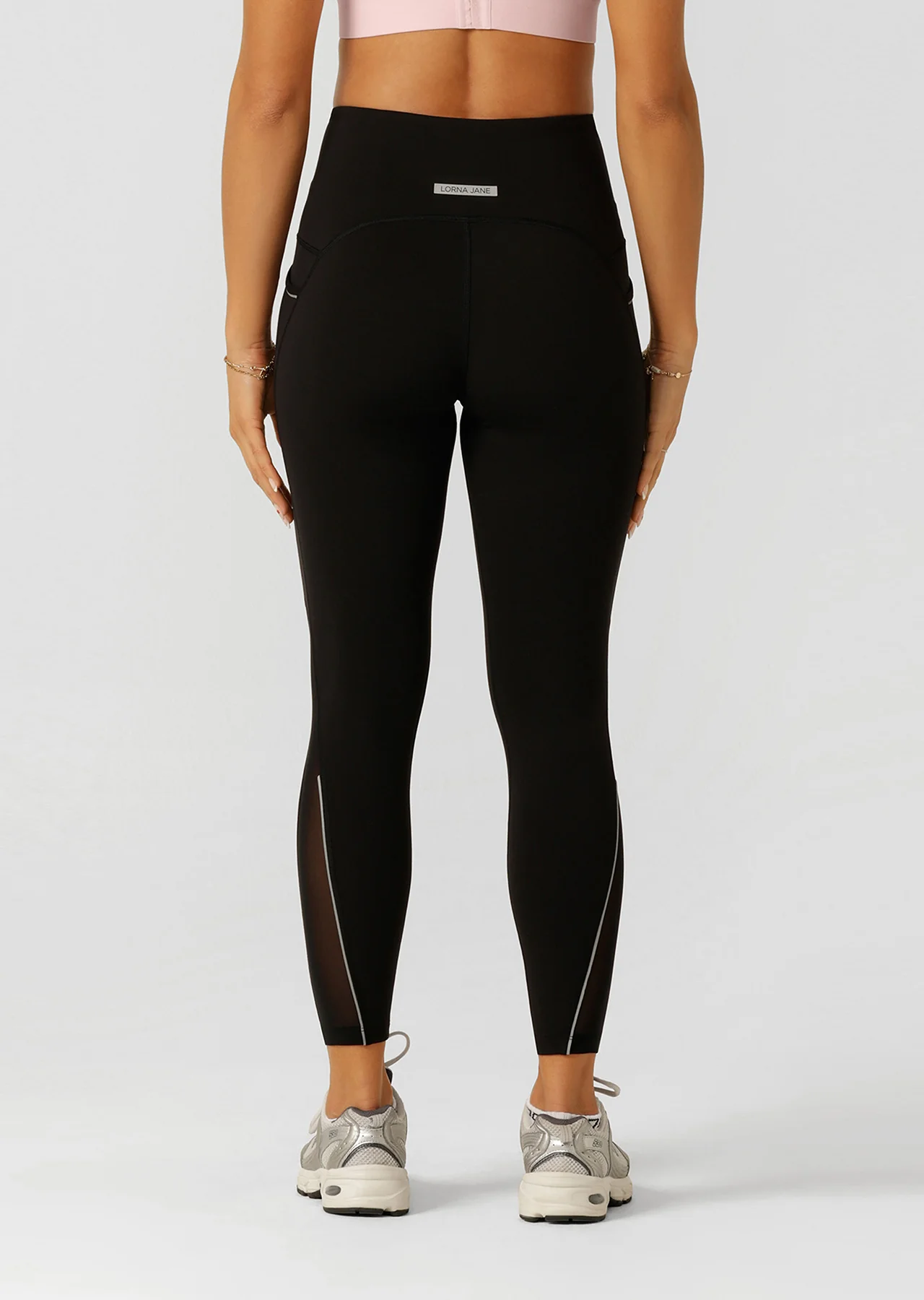 Peak Performance 3 Pocket Ankle Biter Leggings