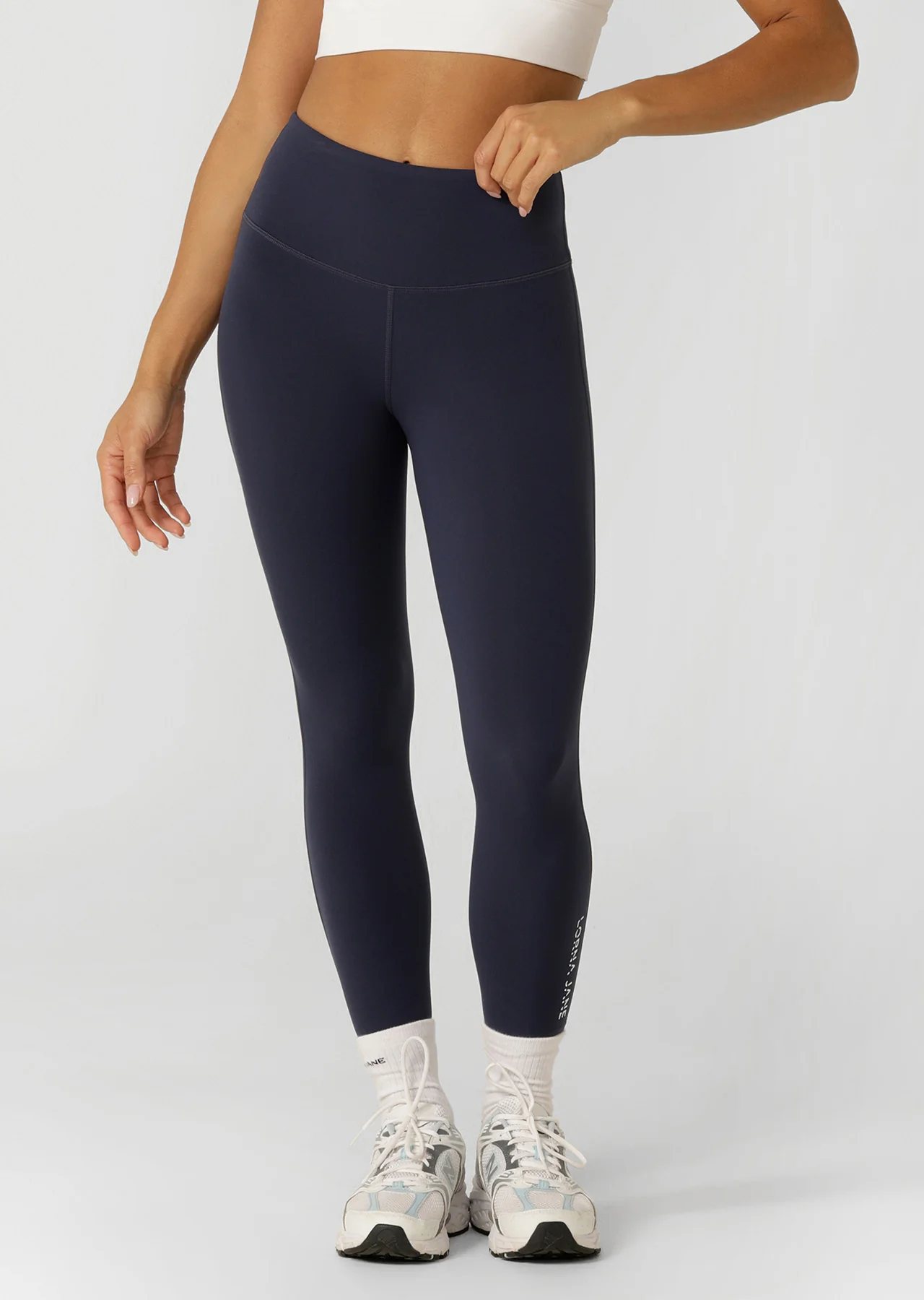 Lotus No Chafe Phone Pocket Ankle Biter Leggings