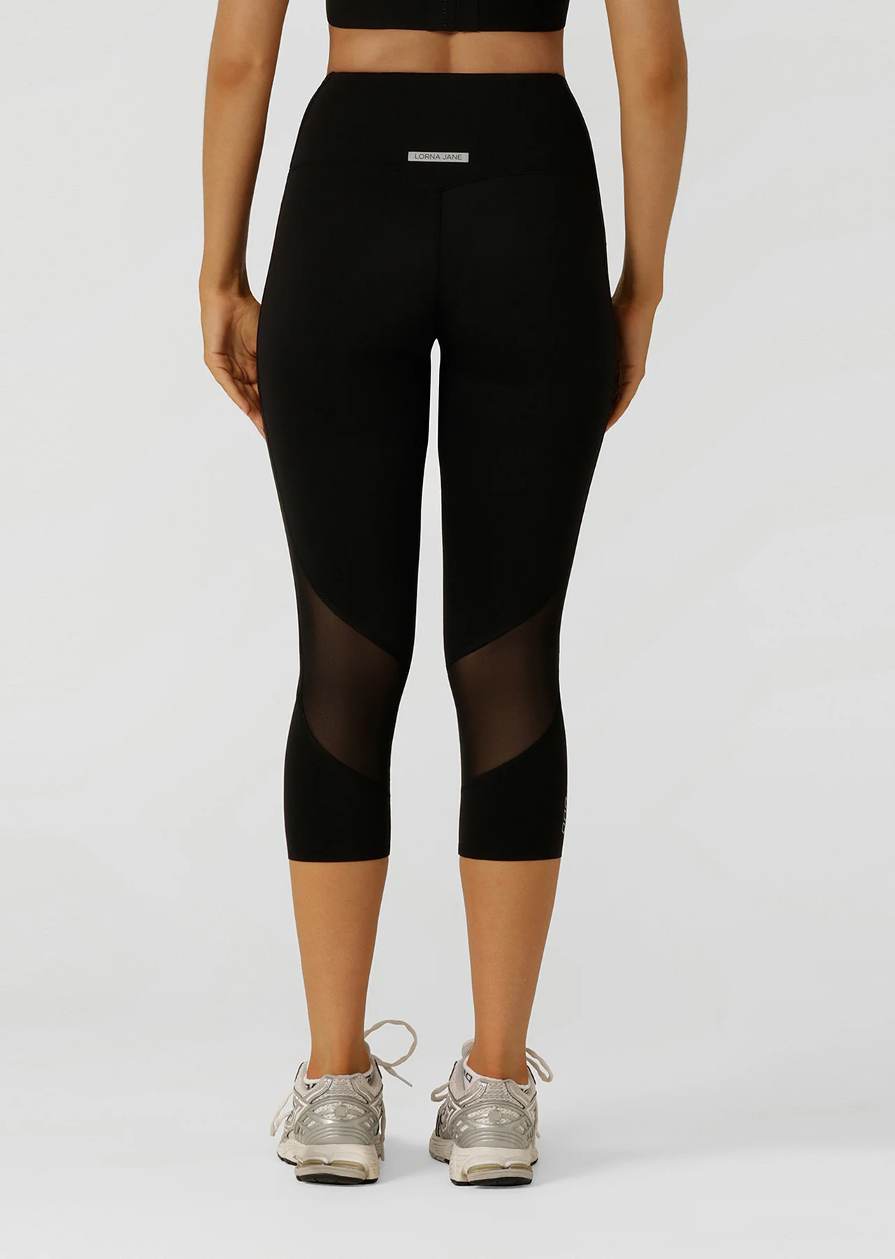 Outline 7/8 Leggings
