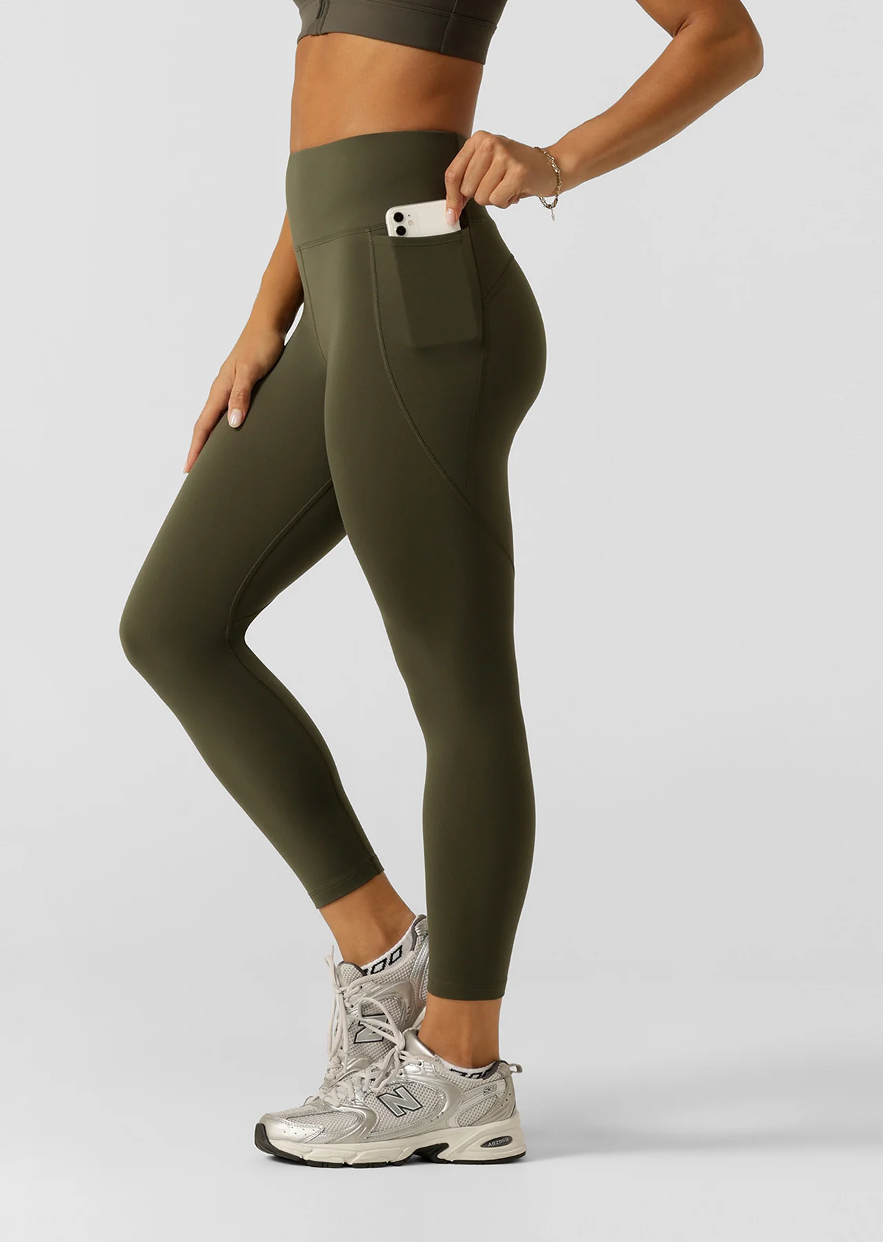Amy Thermal Phone Pocket Ankle Biter Leggings