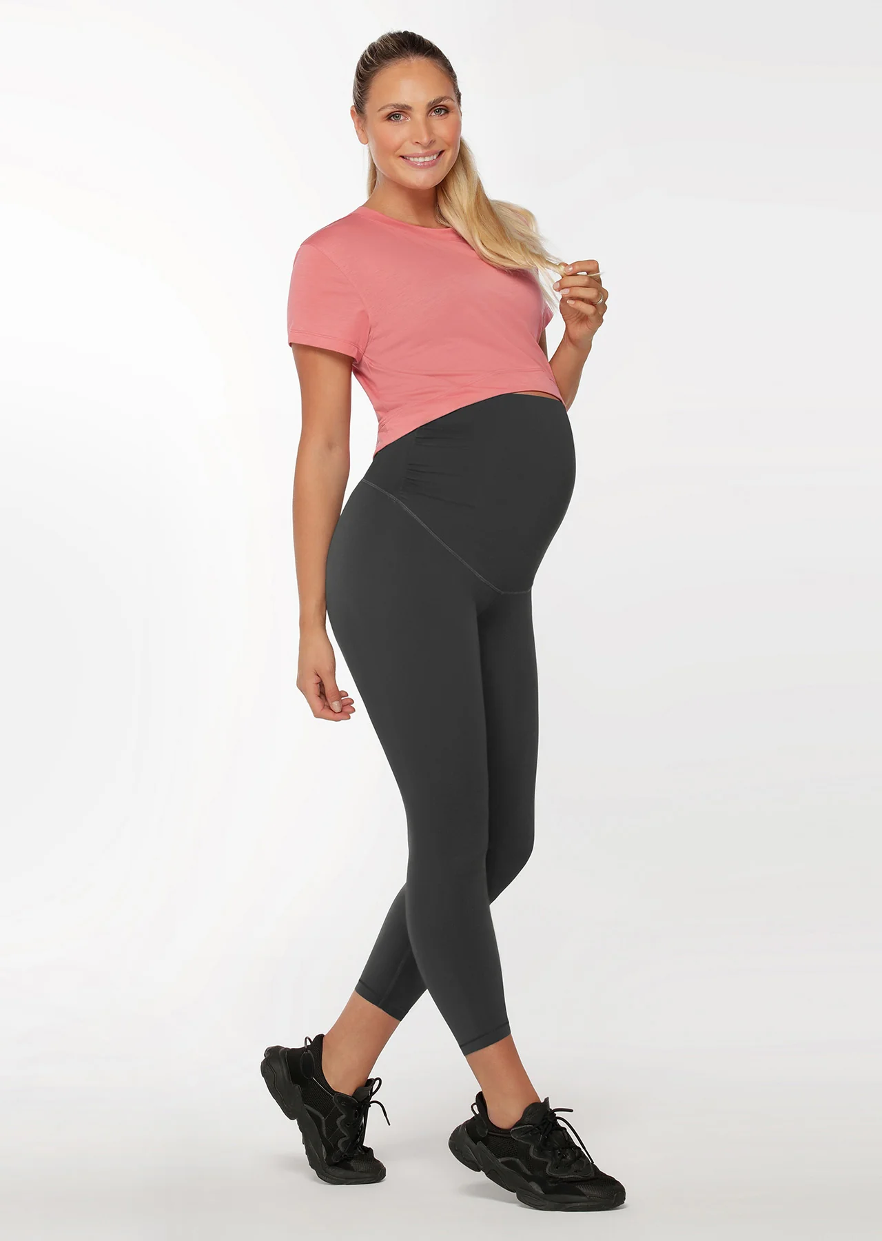 LJ Maternity Cropped Bump Active Tee