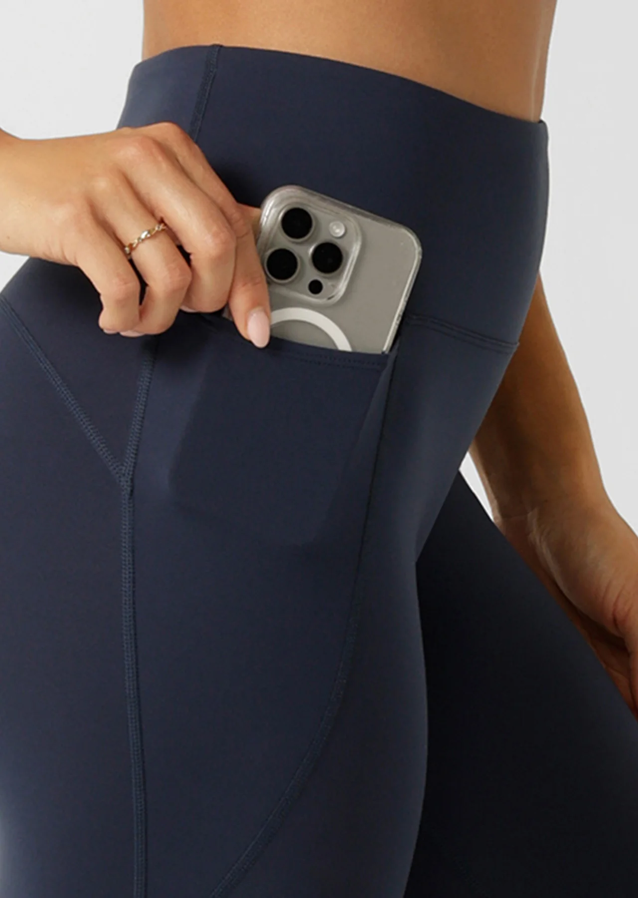 Amy No Ride Phone Pocket 7/8 Leggings