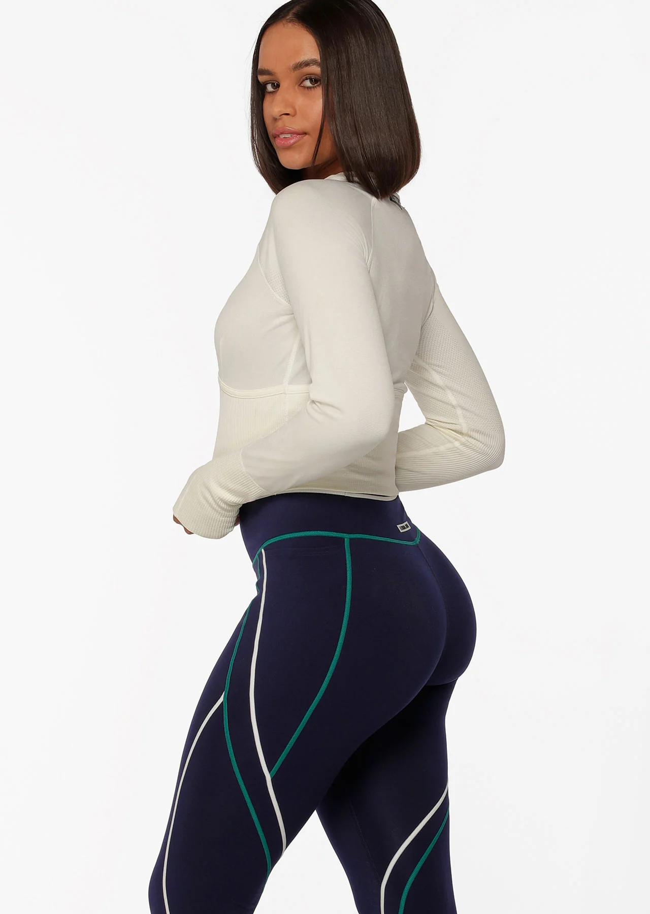 Seamless Contour Cropped Long Sleeve Top