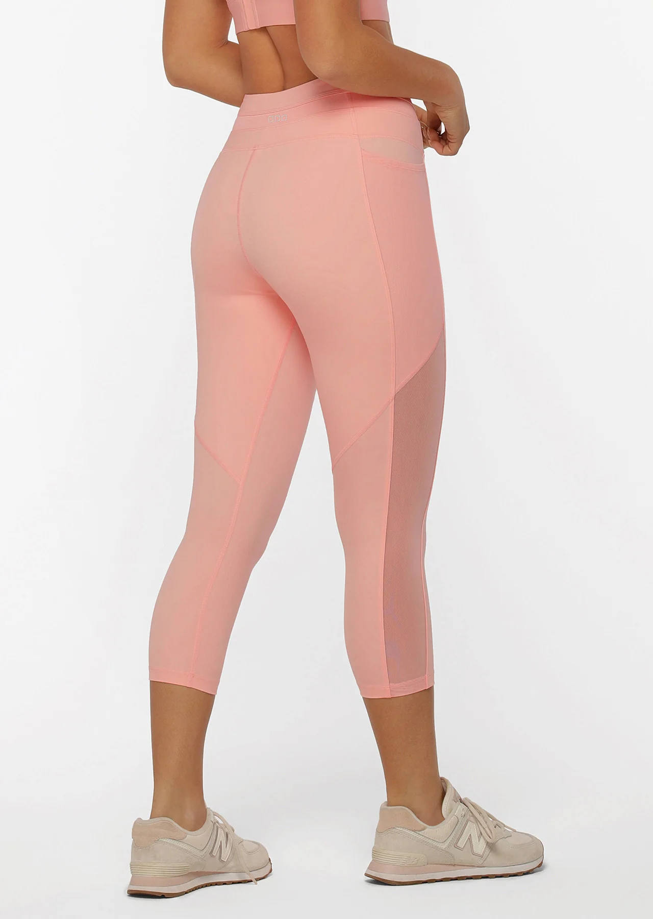 Ultra Hold Booty 7/8 Leggings