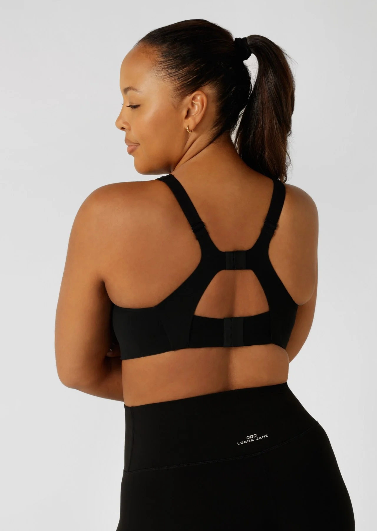 Curve Control Moulded Sports Bra