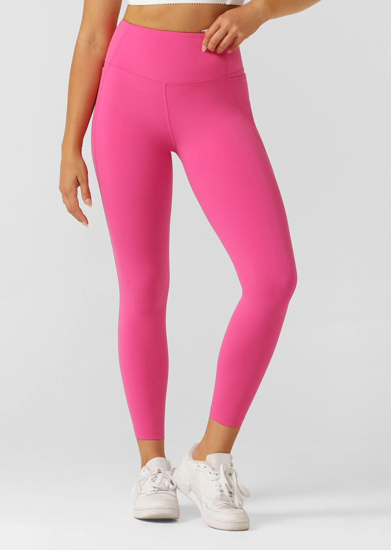 Twist It No Chafe Pocket Ankle Biter Leggings