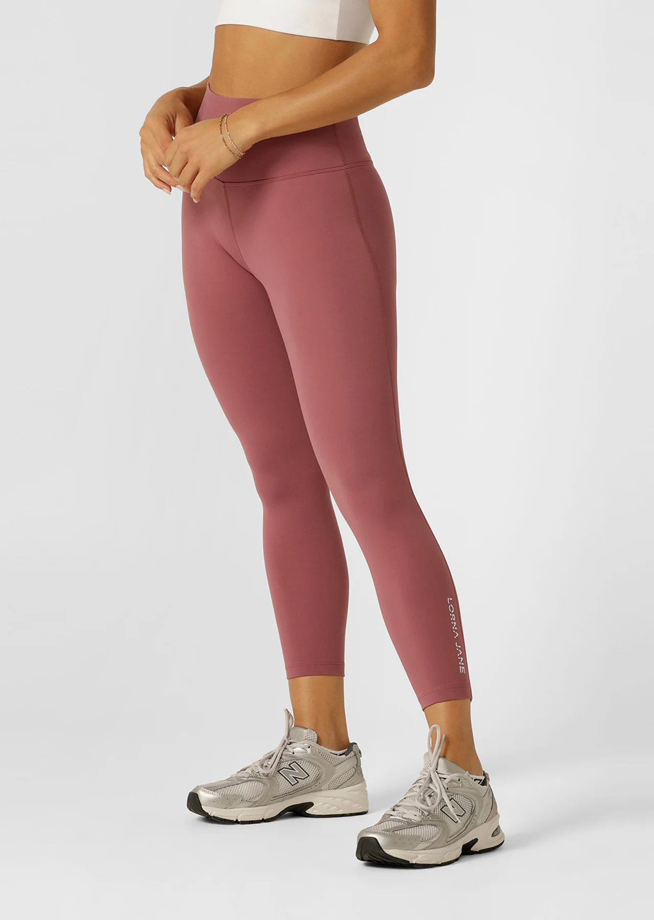 Lotus No Chafe Phone Pocket Ankle Biter Leggings