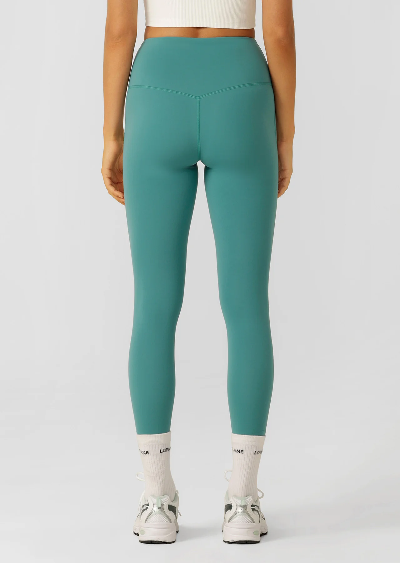 Lotus No Chafe Phone Pocket Ankle Biter Leggings