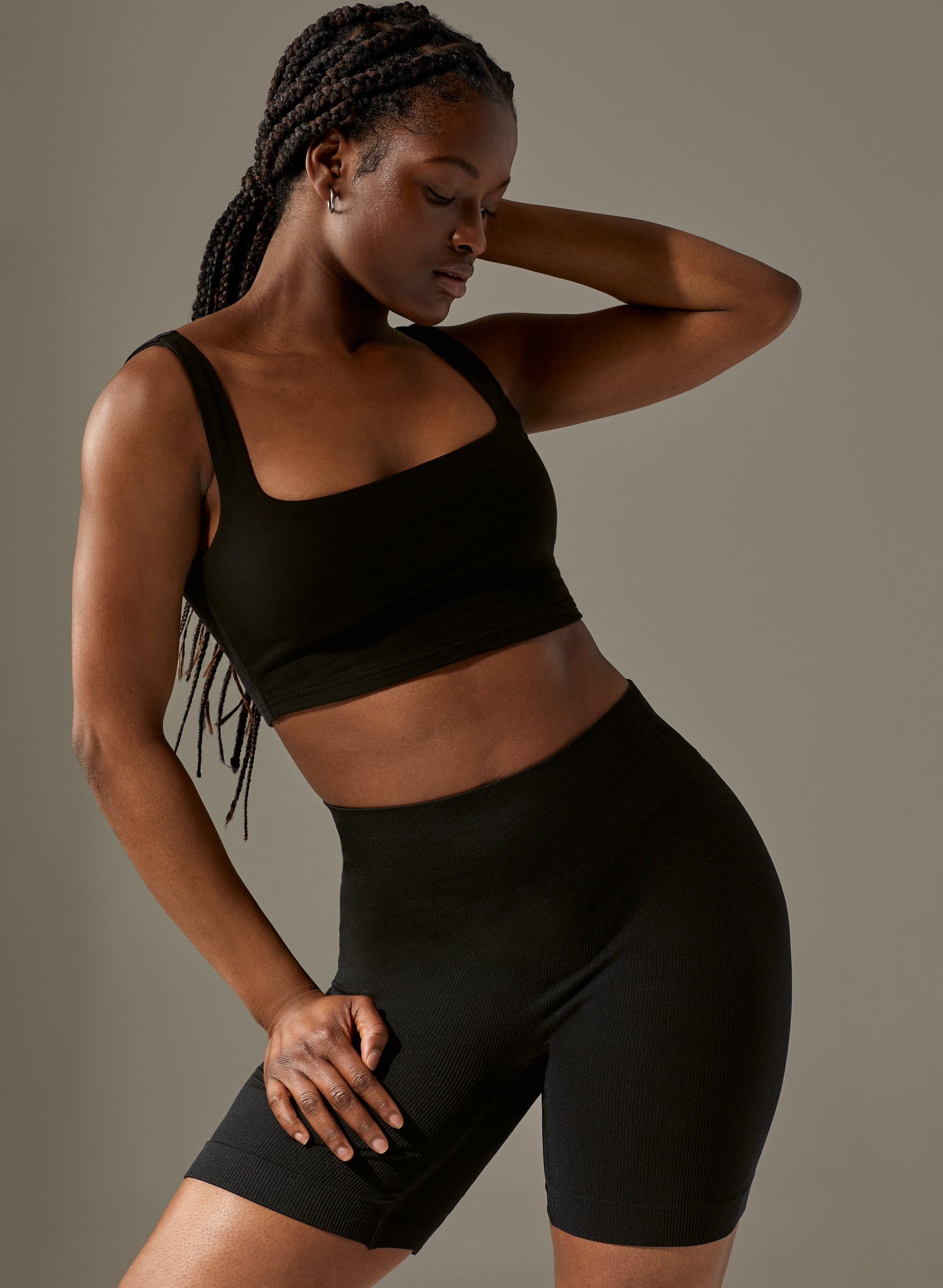 Silhouette Seamless Short