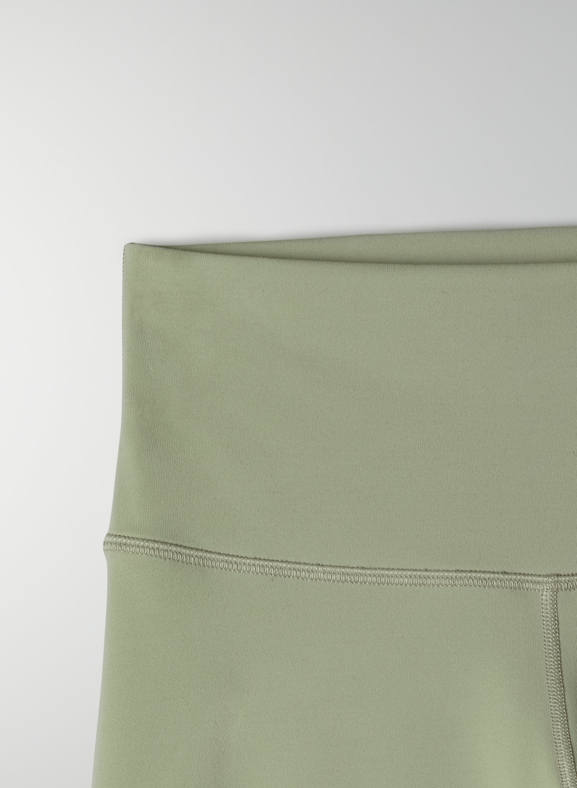 Tnalife™ Atmosphere Hi-Rise 9" Short