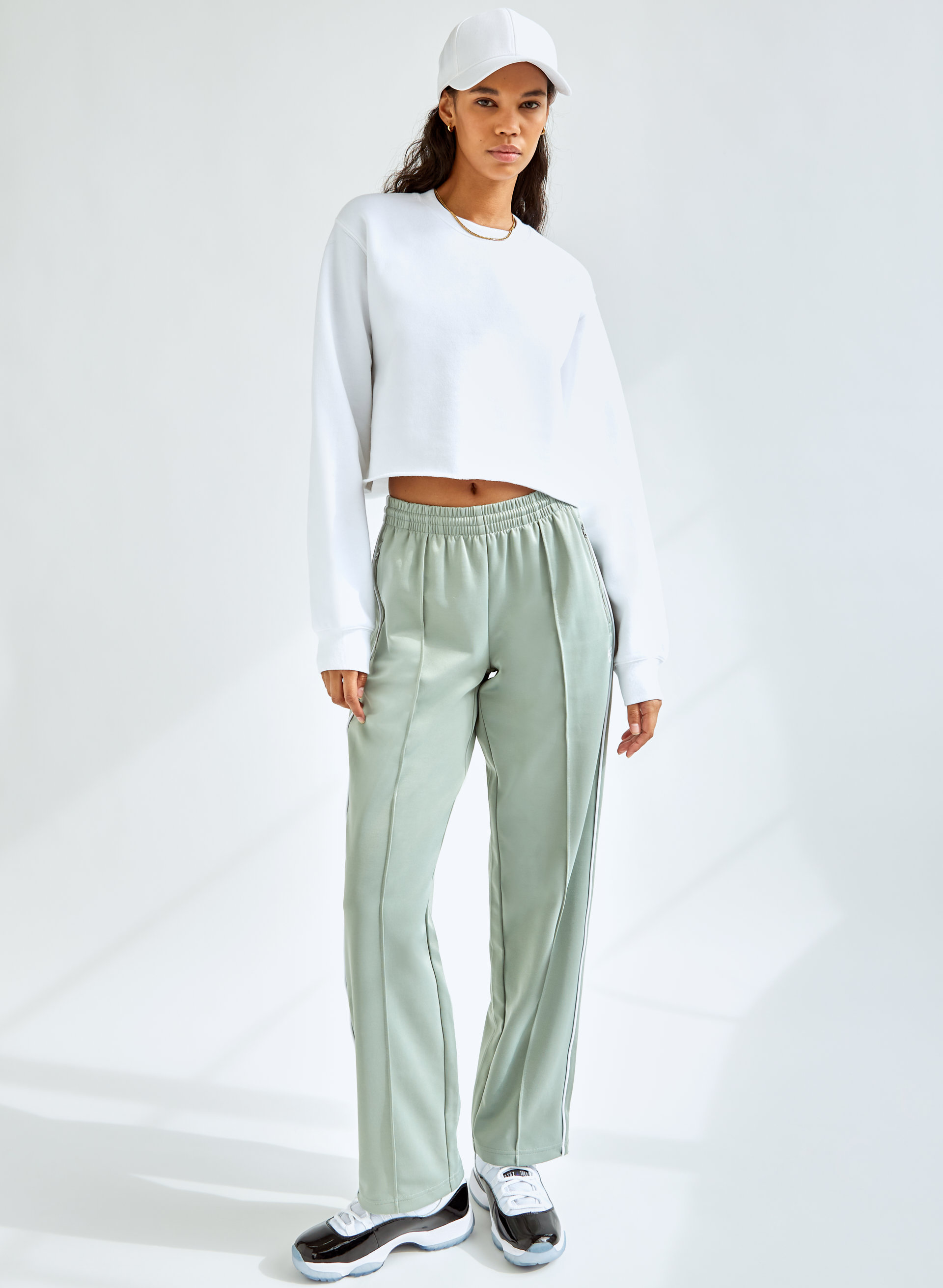 Cozy Fleece Perfect Cropped Sweatshirt