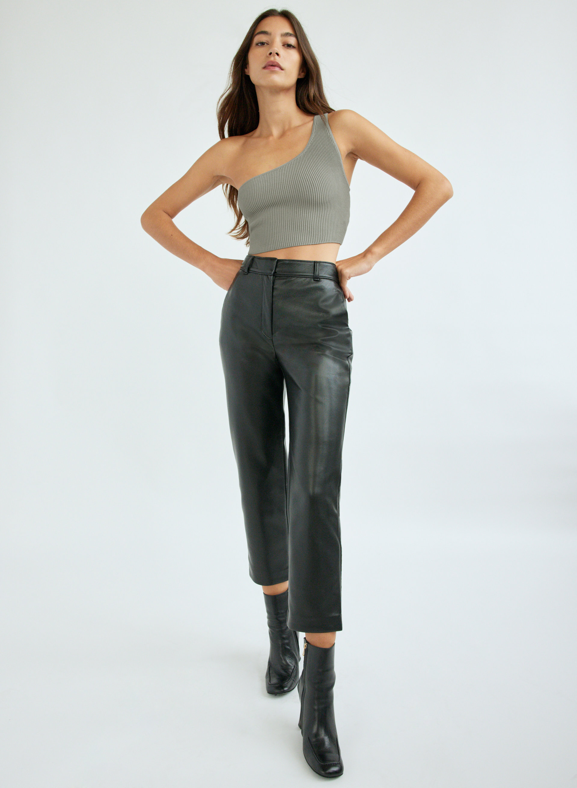 Sculpt Knit One-Shoulder Top