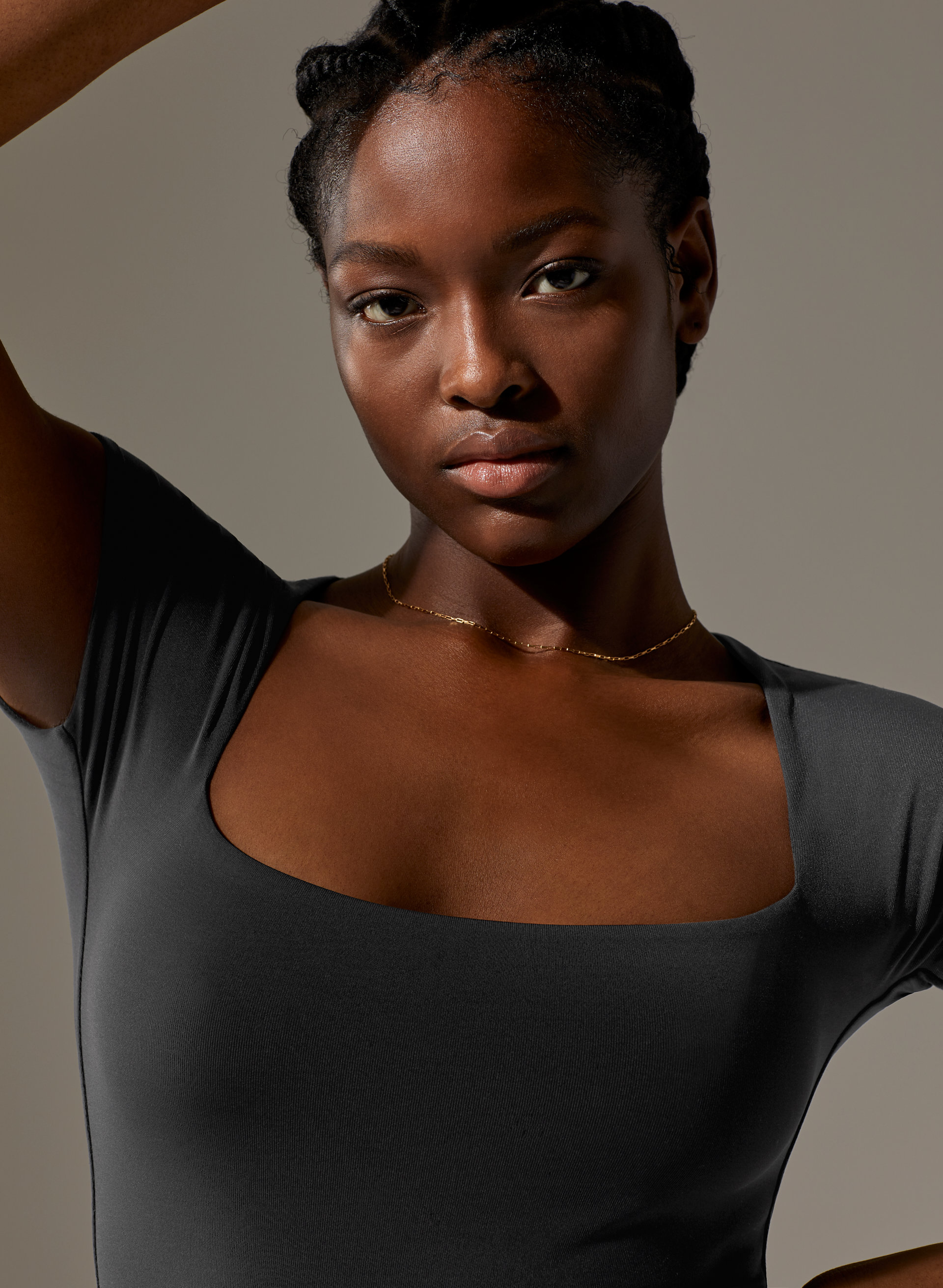 Contour Straight Neck Bodysuit