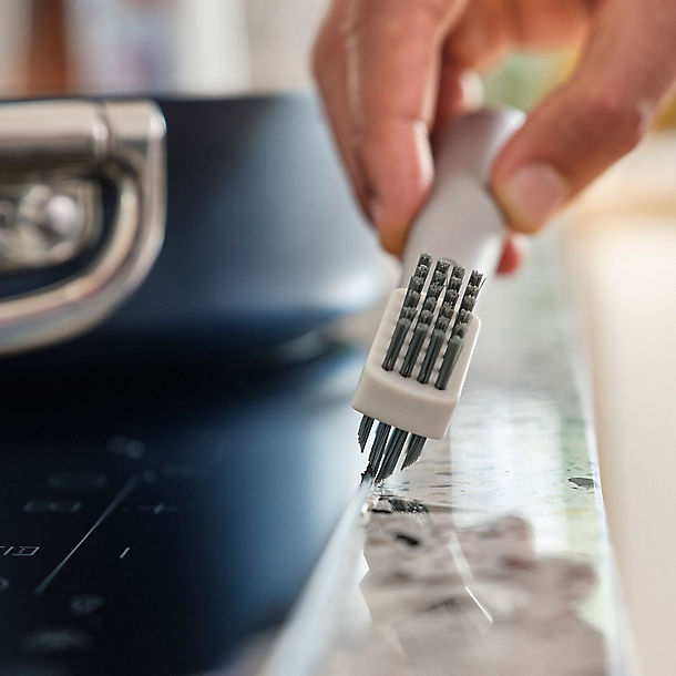 Joseph Joseph Spot Cleaning Multi Tool