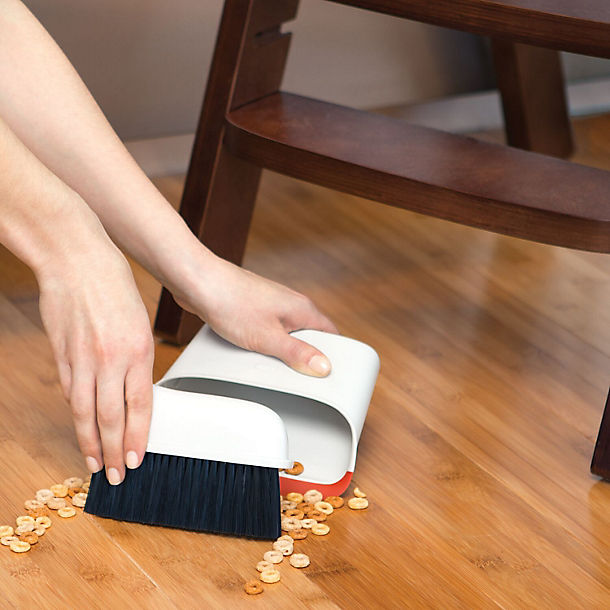 Oxo Compact Dustpan and Brush