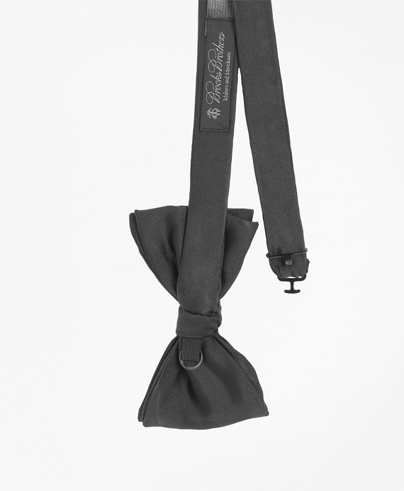 Butterfly Pre-Tied Bow Tie