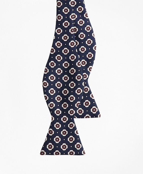 Medallion Print Bow Tie