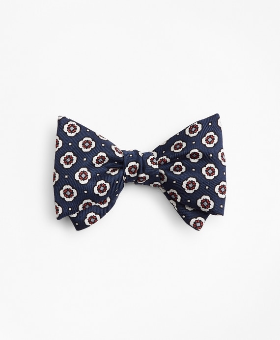 Medallion Print Bow Tie