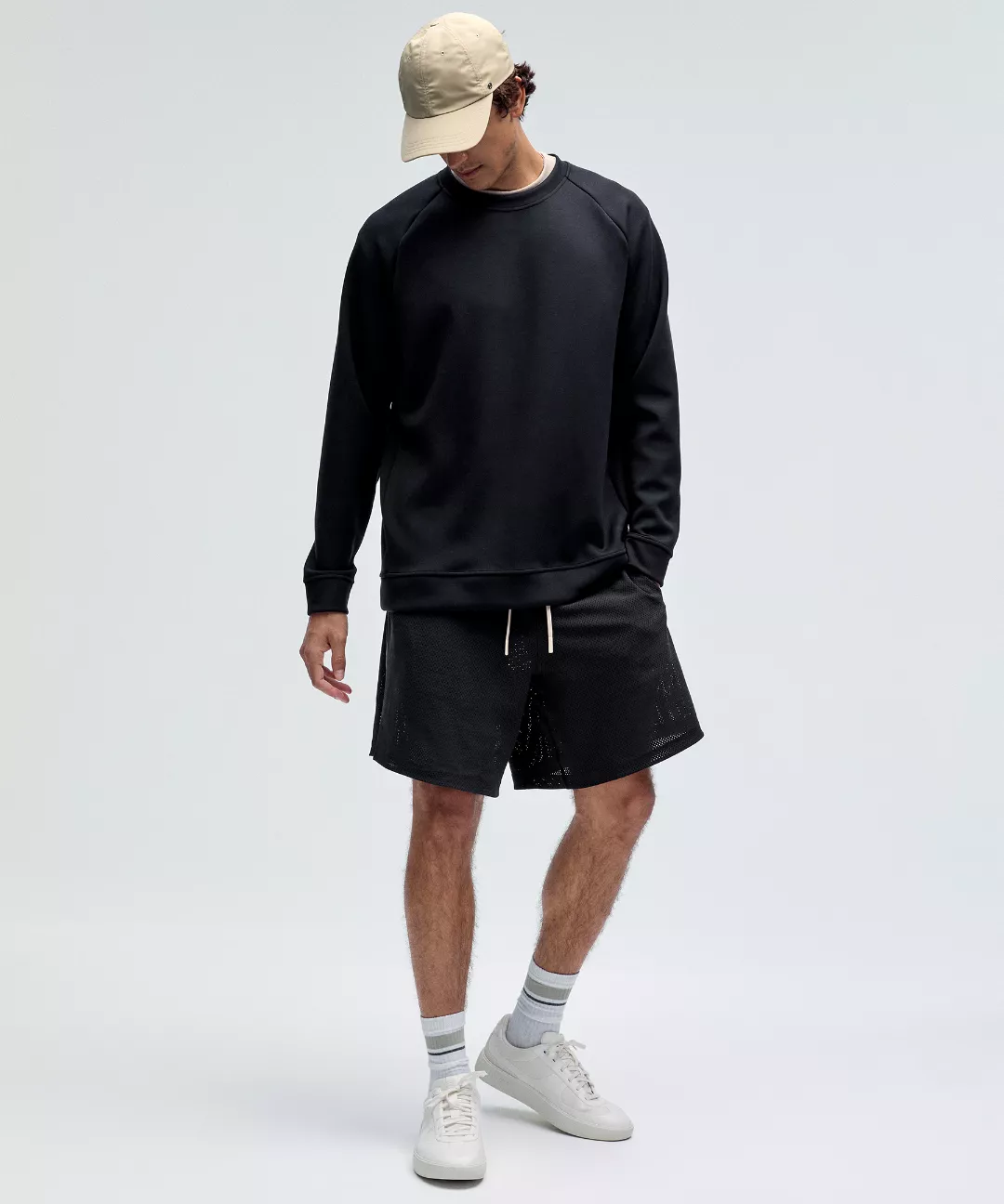 Smooth Spacer Classic-Fit Crew