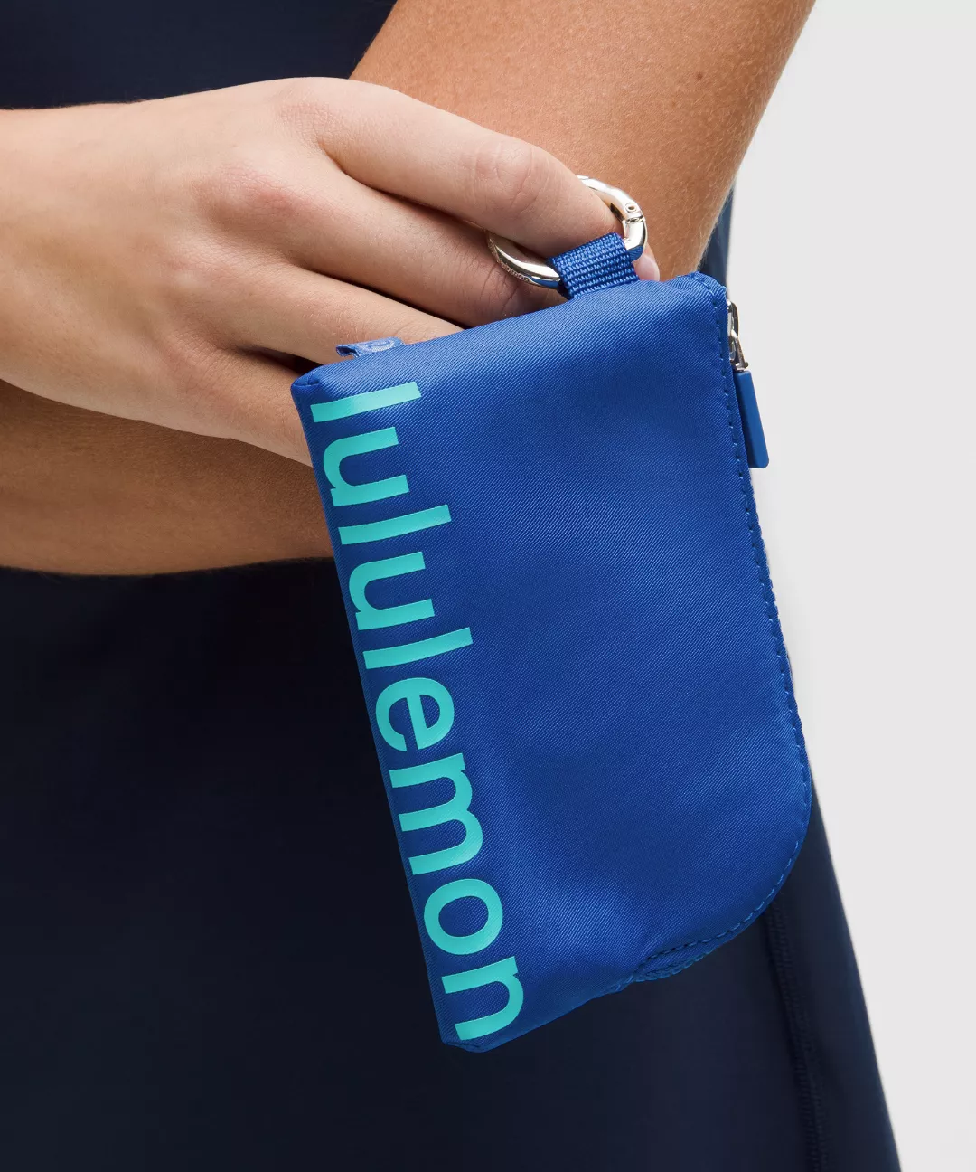Clippable Card Pouch