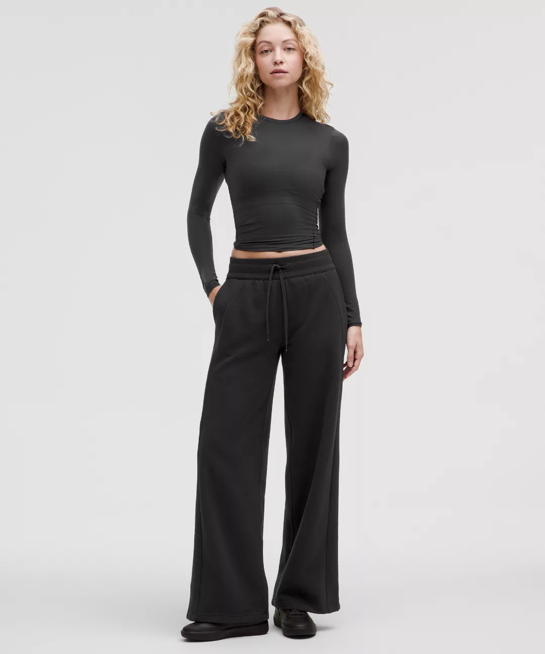 Scuba Mid-Rise Wide-Leg Pant *Tall