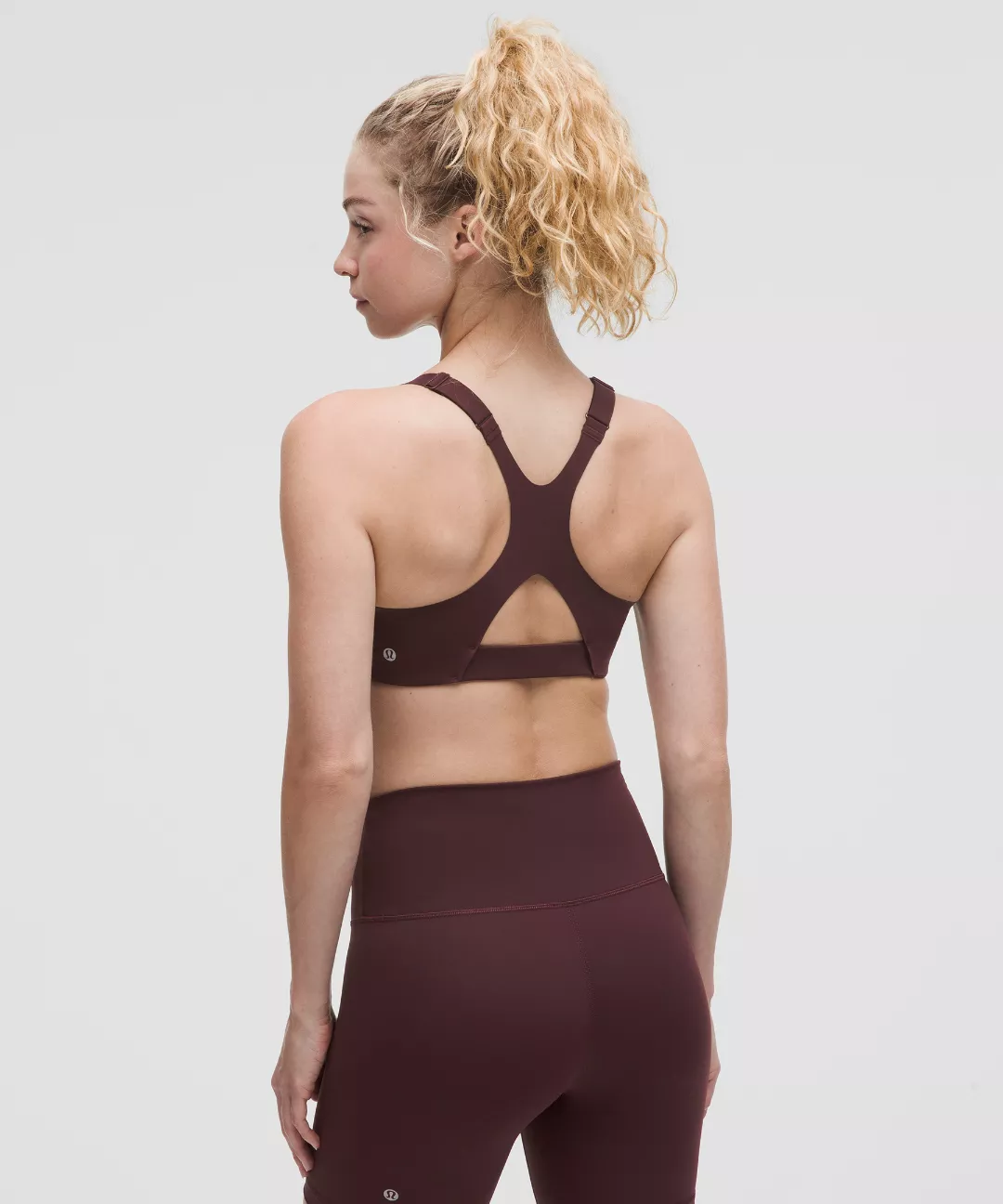 Ultralu Square-Neck Workout Bra *Medium Support, B/C Cup