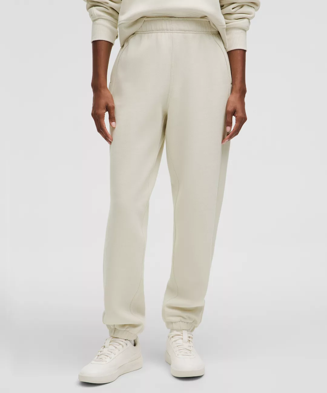 Scuba Mid-Rise Oversized Jogger *Regular