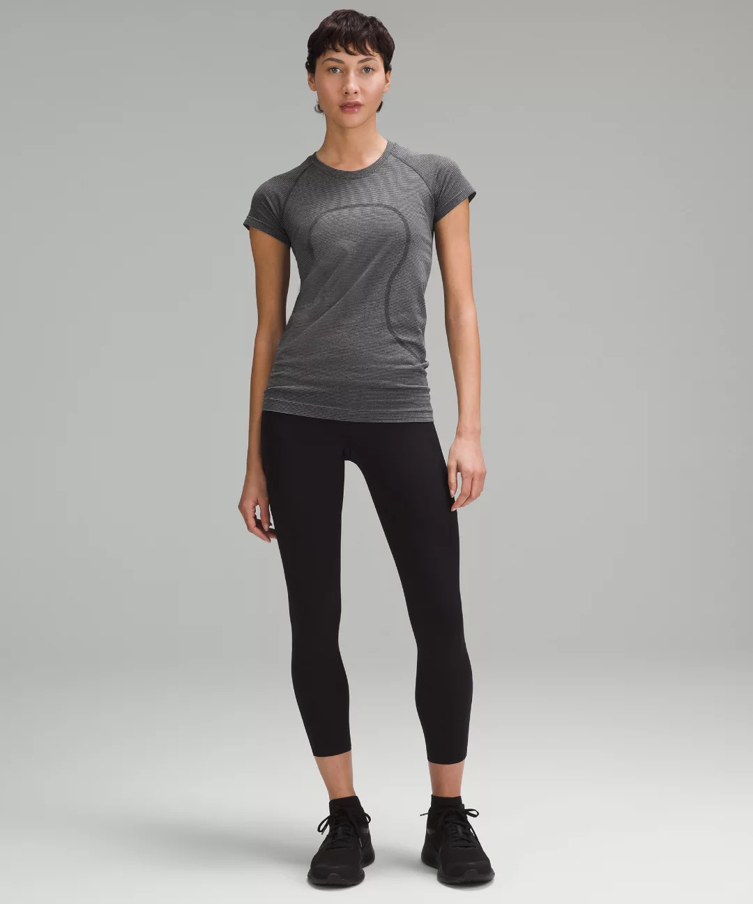 Swiftly Tech Short-Sleeve Shirt 2.0 *Hip Length