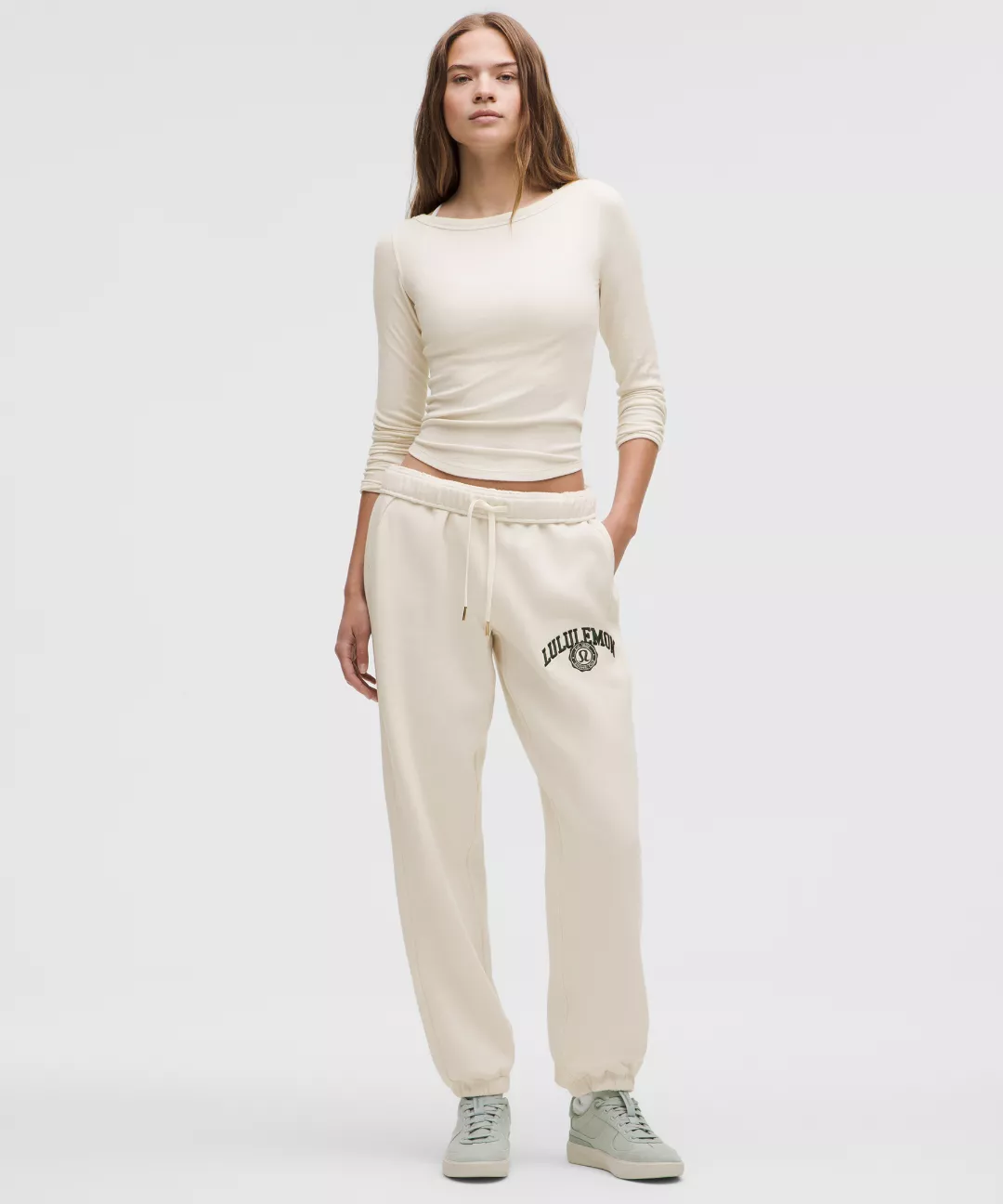 Scuba Mid-Rise Oversized Jogger *Graphic