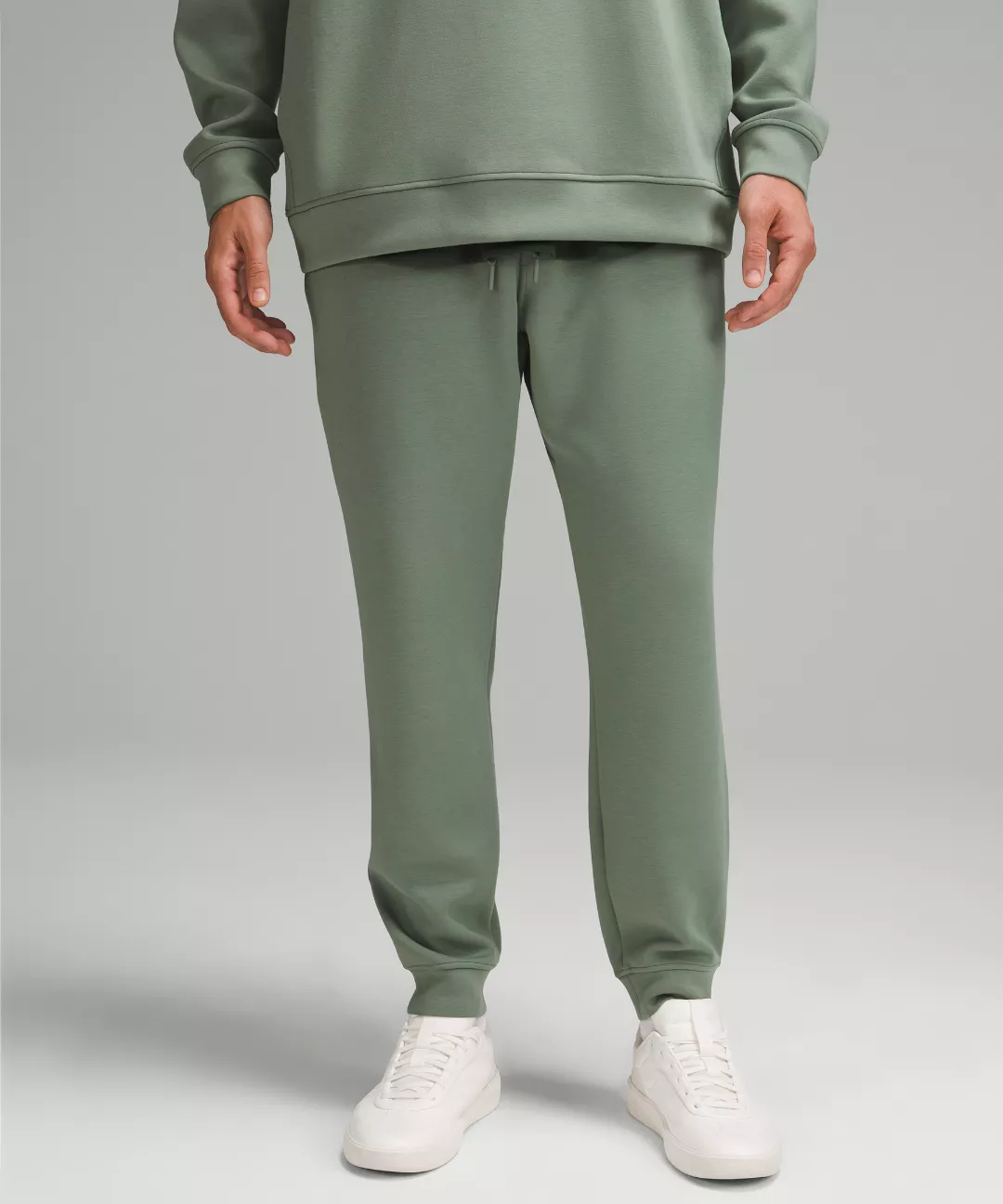 Smooth Spacer Jogger *Regular
